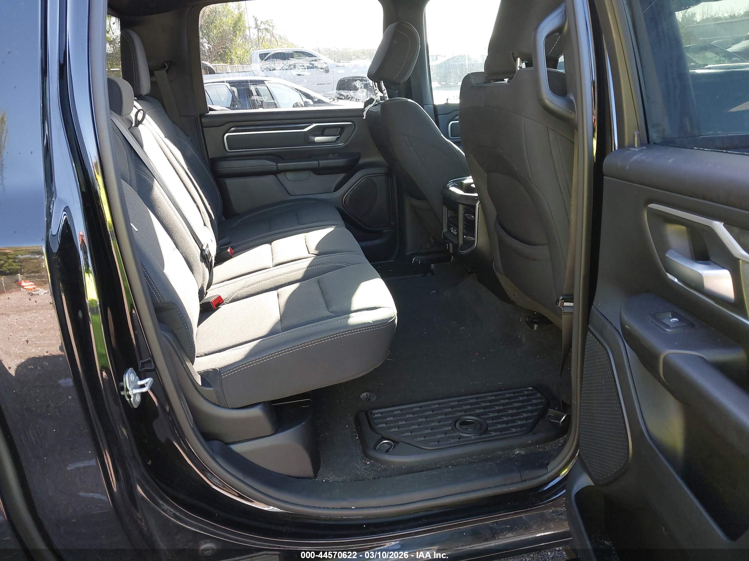 RAM 1500 image 8