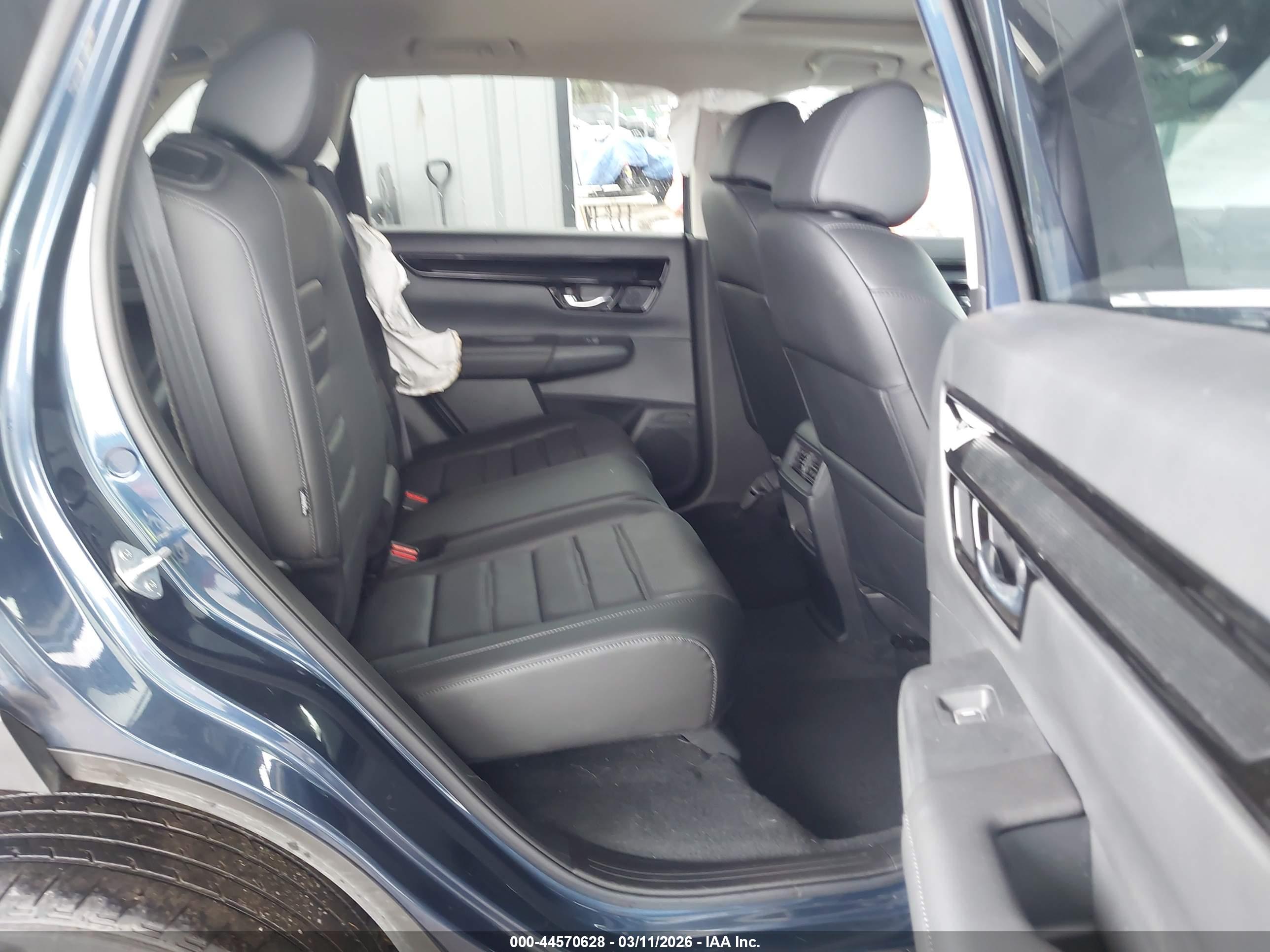 HONDA CR-V image 8