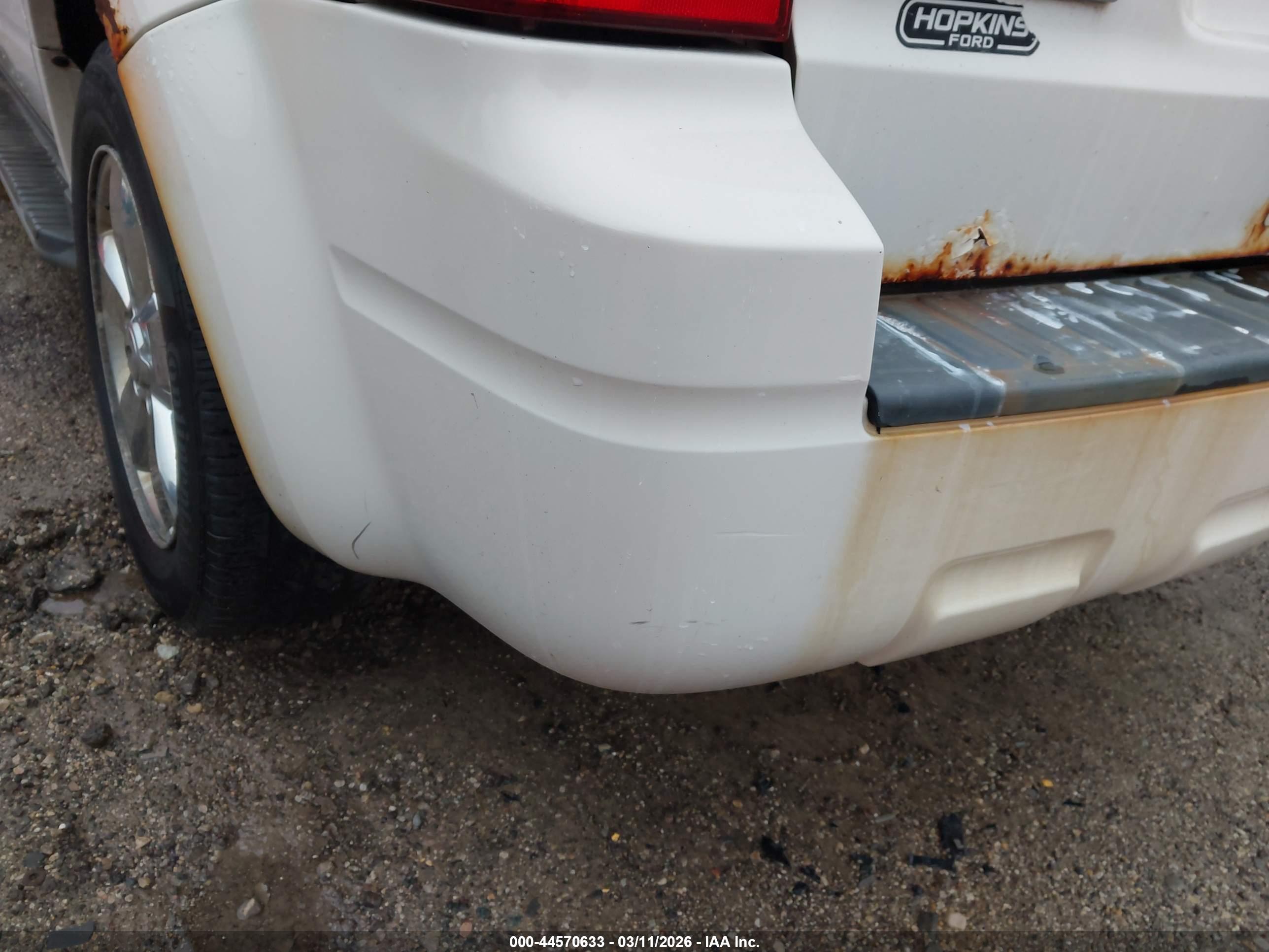 FORD ESCAPE image 6