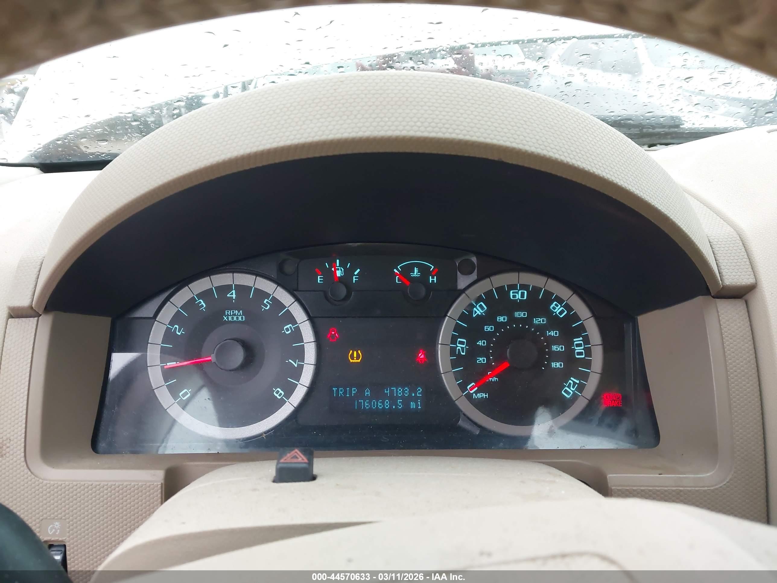 FORD ESCAPE image 7