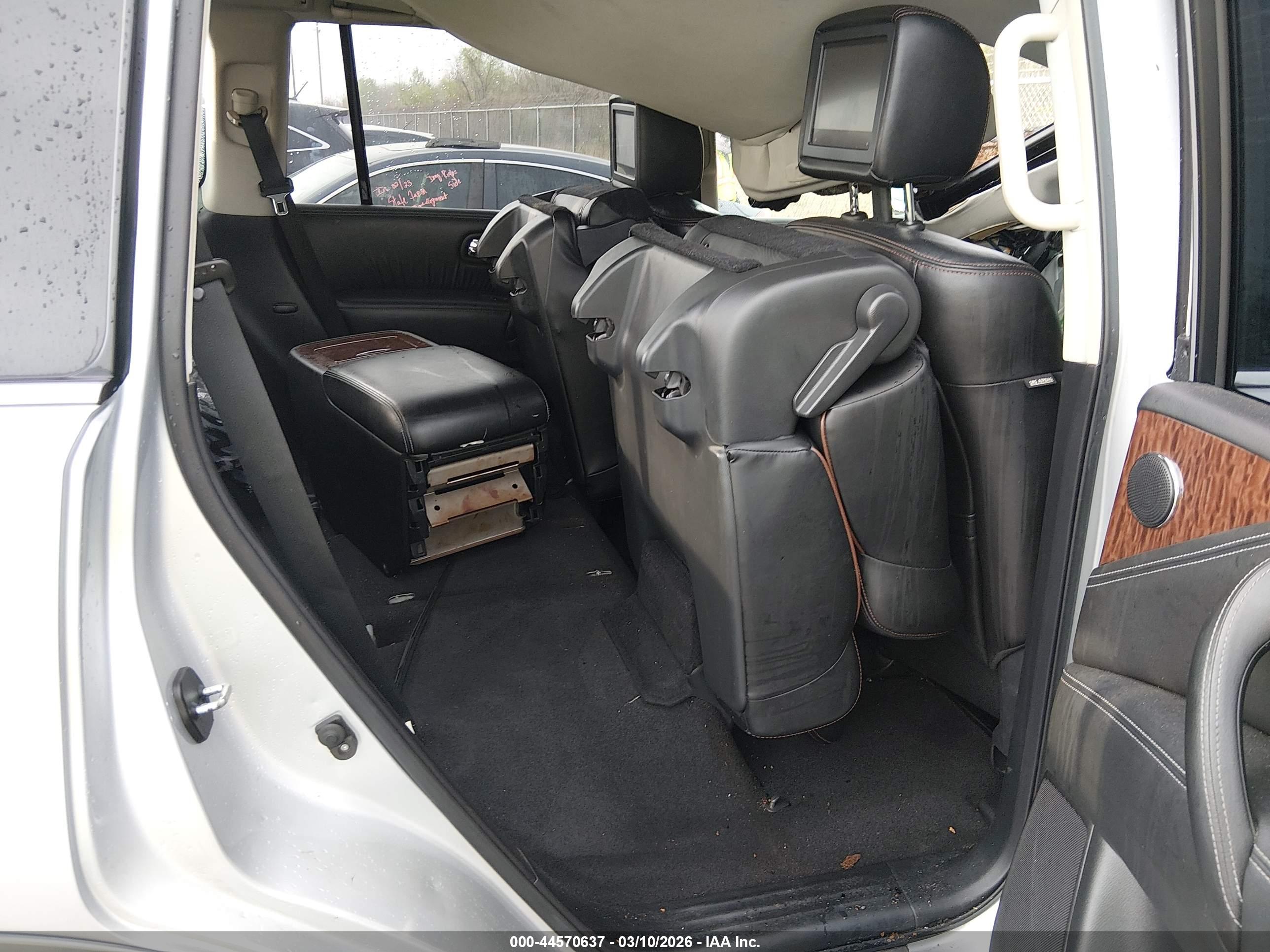 NISSAN ARMADA image 8