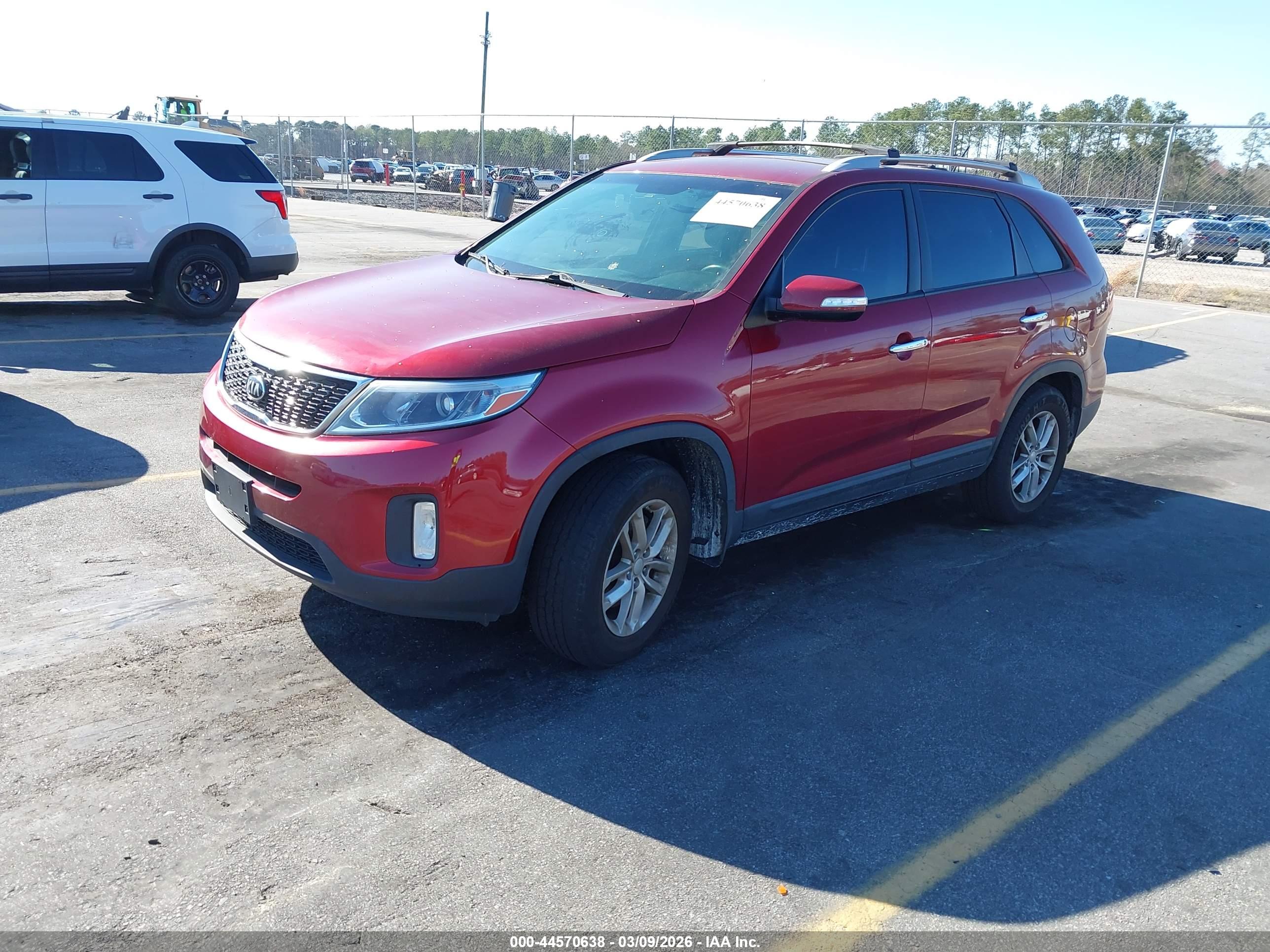 KIA SORENTO image 2