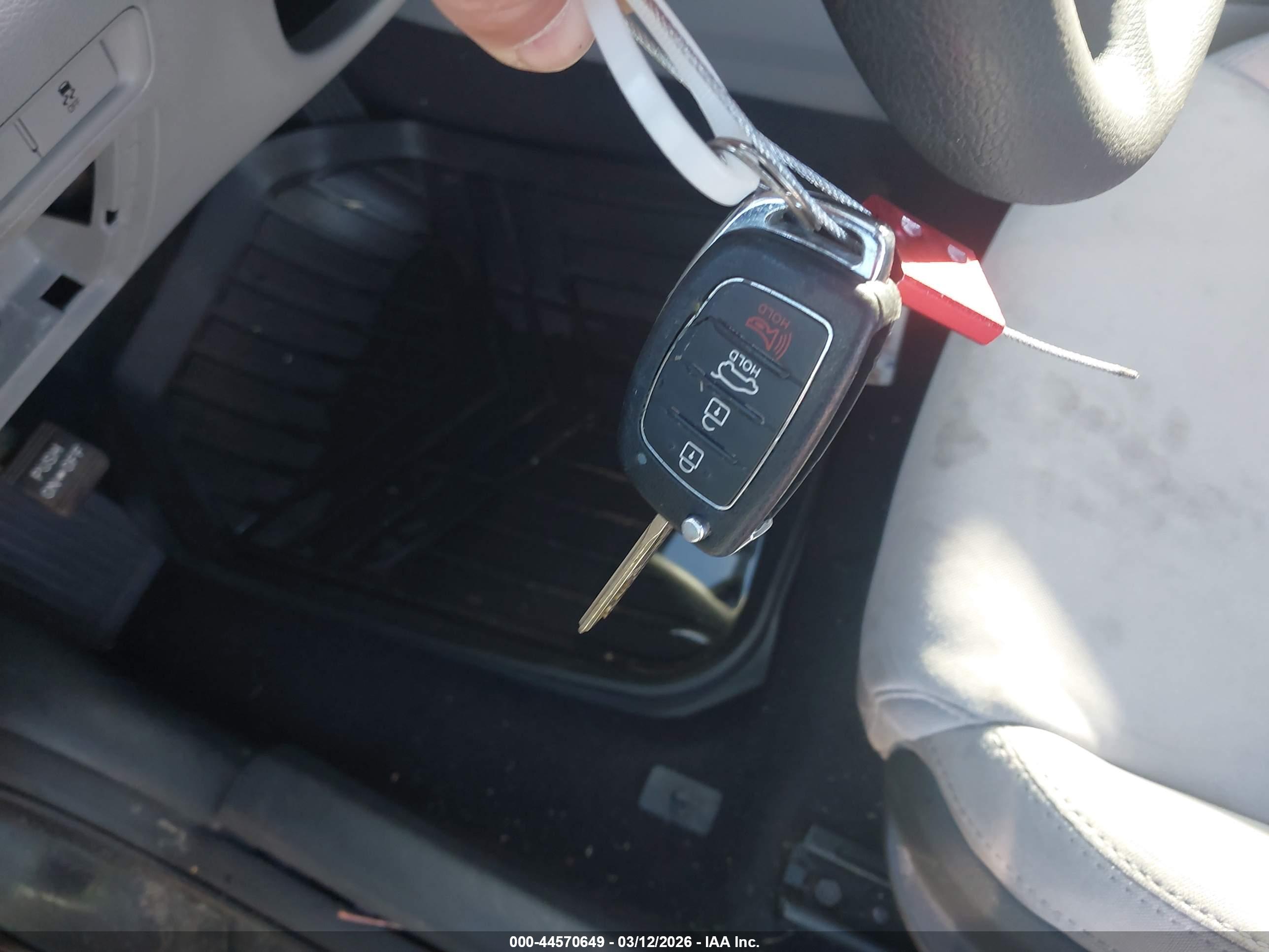 HYUNDAI SONATA image 11