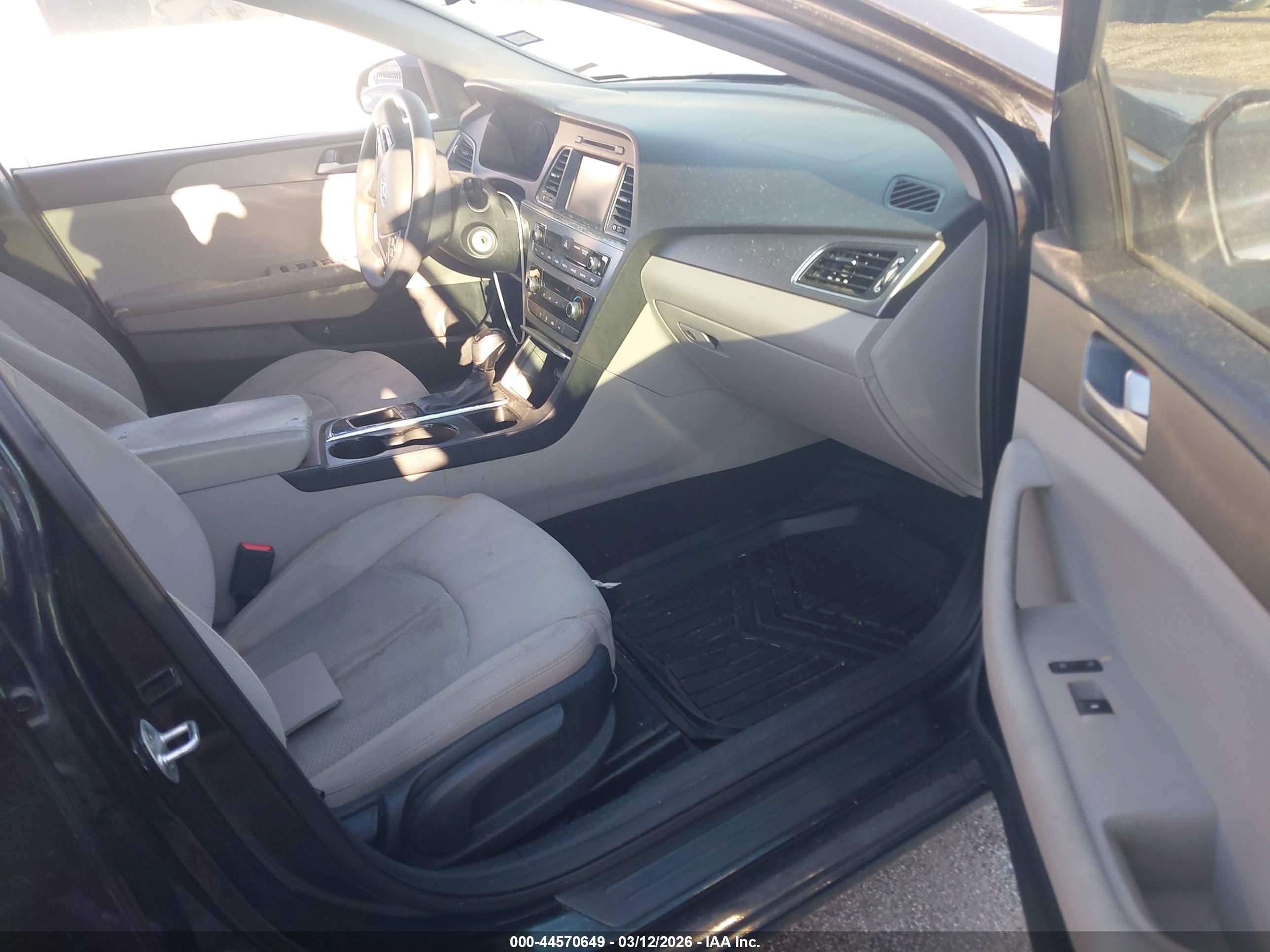 HYUNDAI SONATA image 5