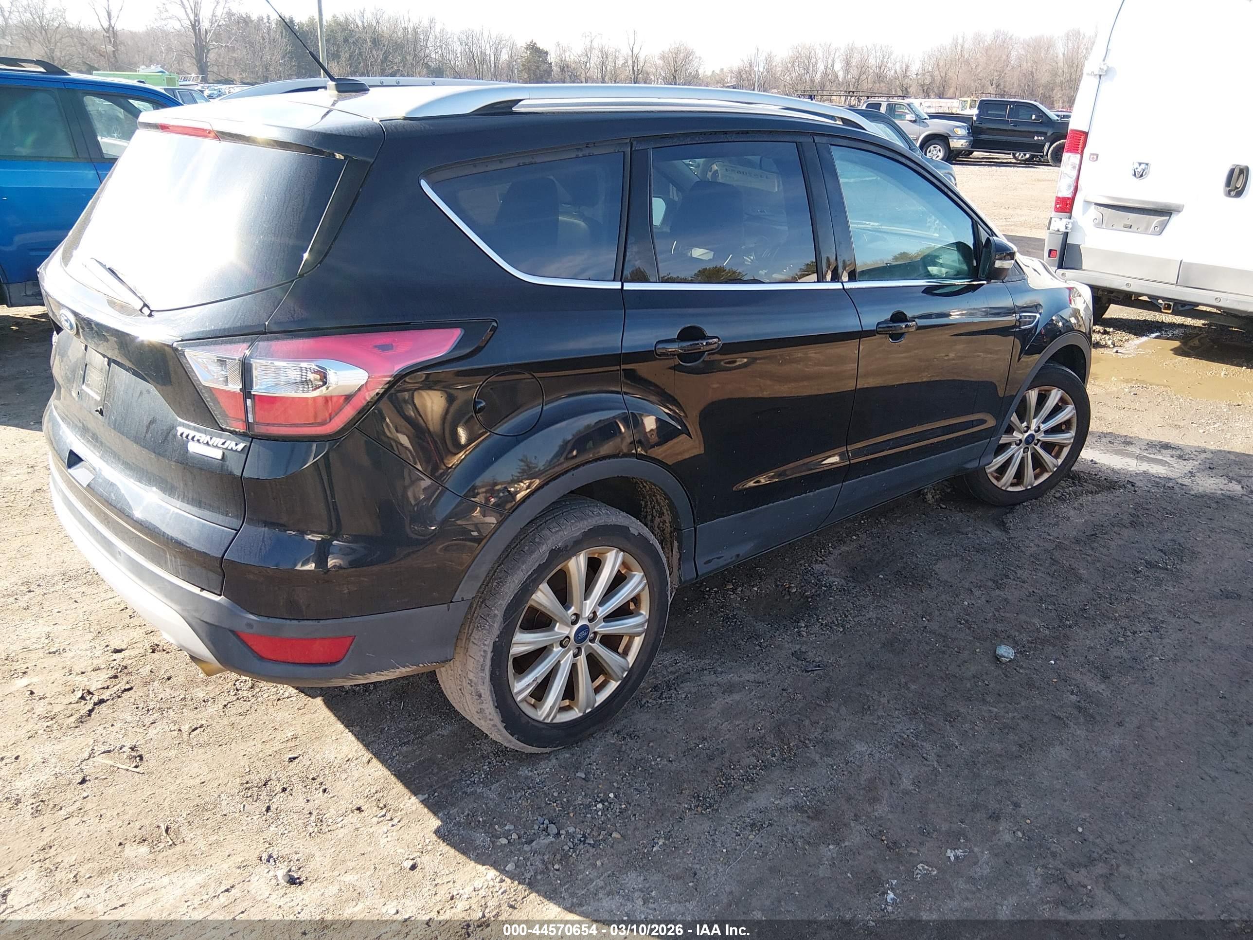 FORD ESCAPE image 4