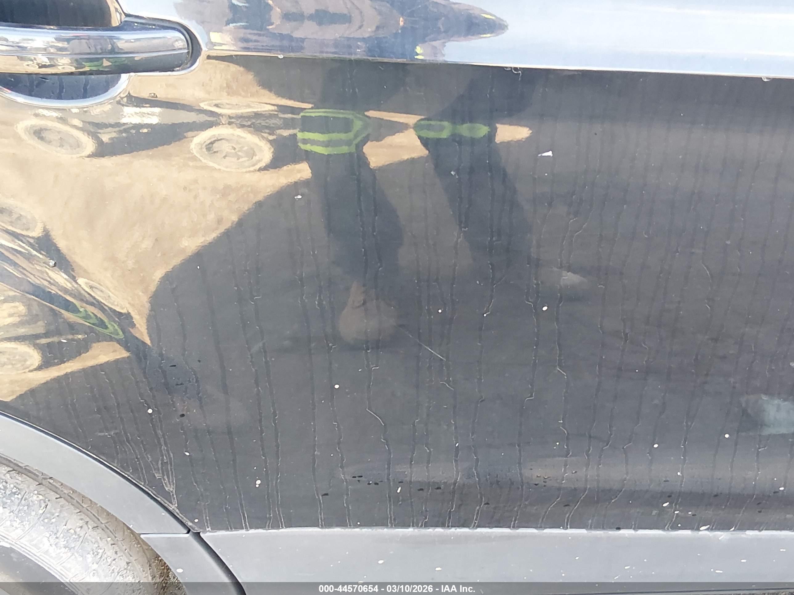 FORD ESCAPE image 6
