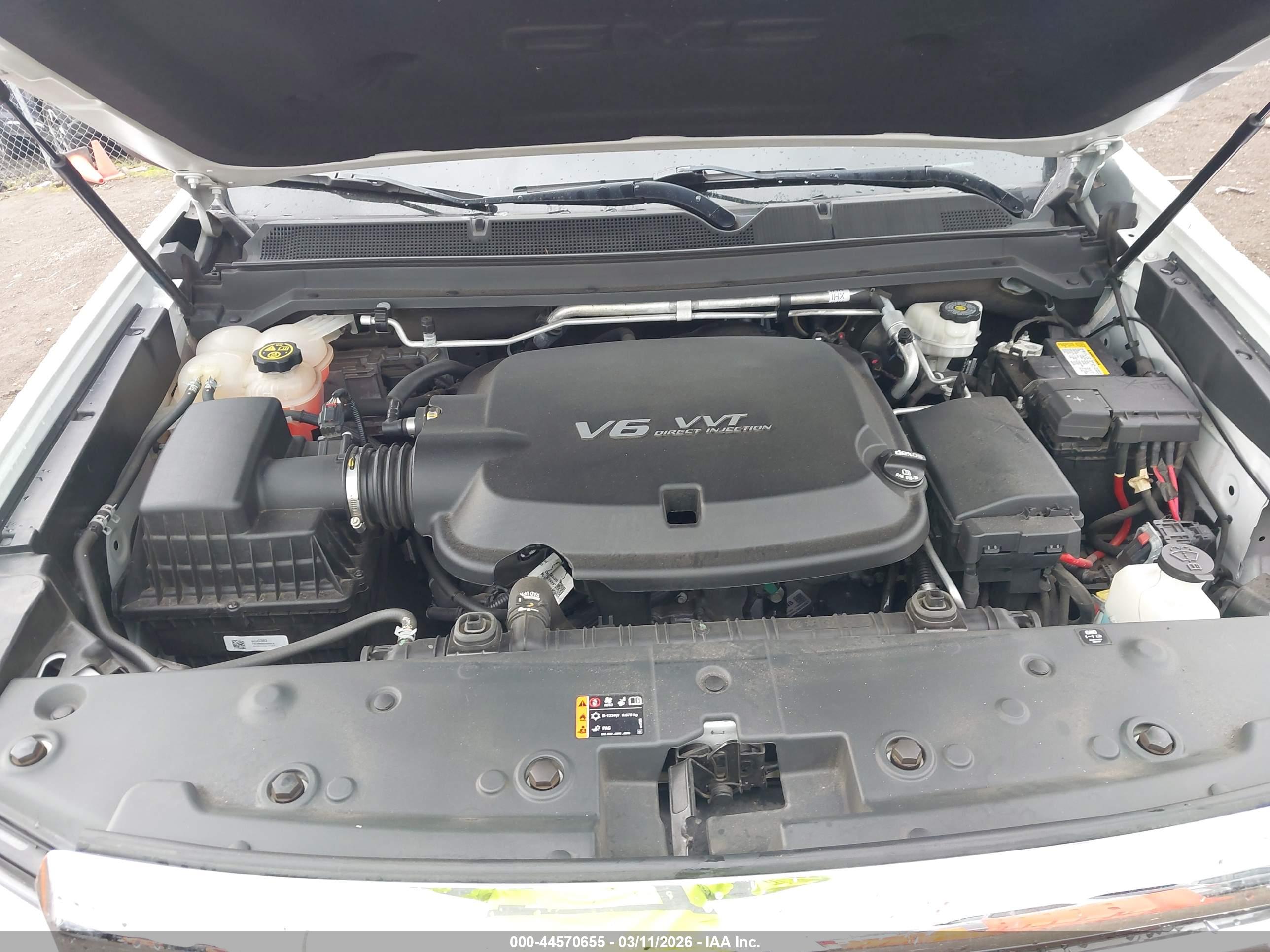 GMC CANYON image 10