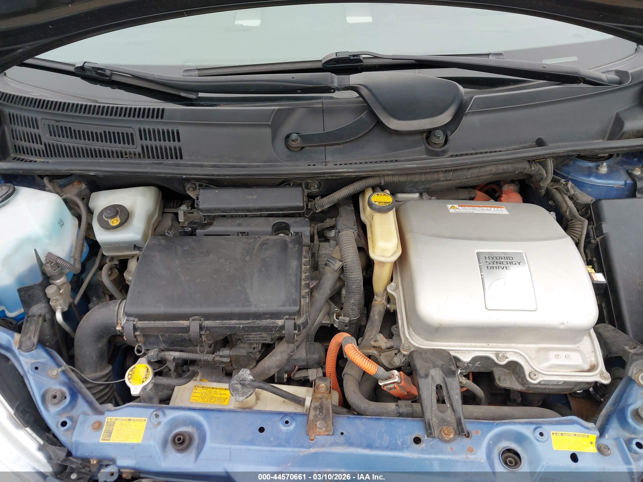 TOYOTA PRIUS image 10
