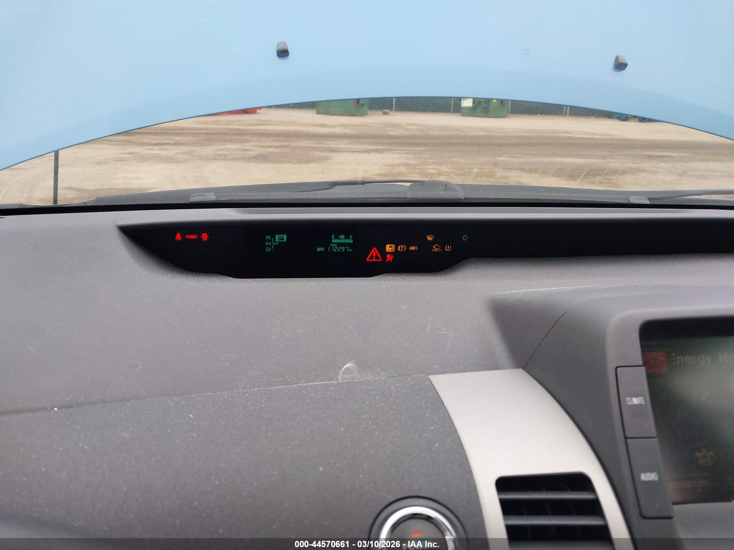 TOYOTA PRIUS image 7