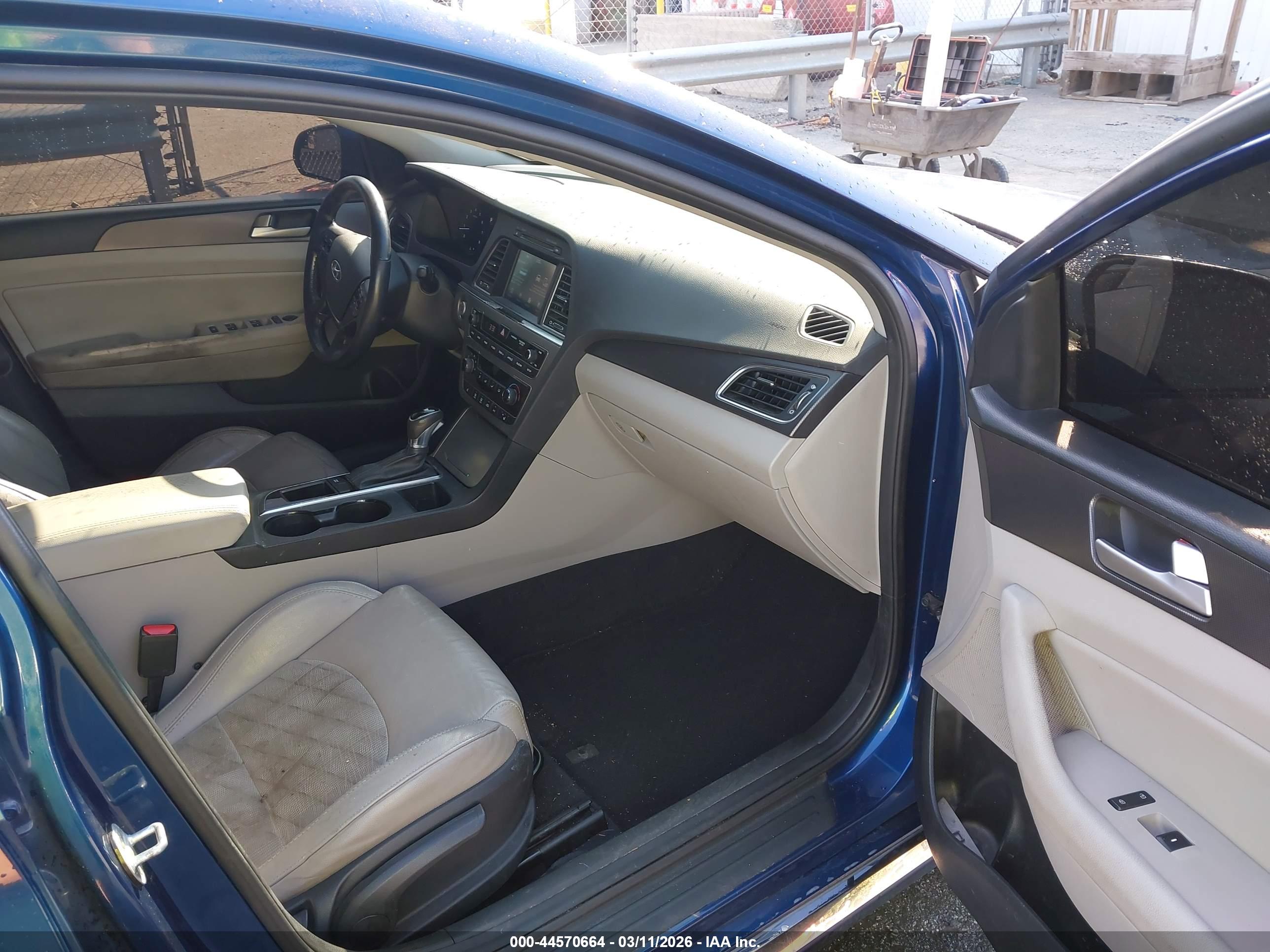 HYUNDAI SONATA image 5