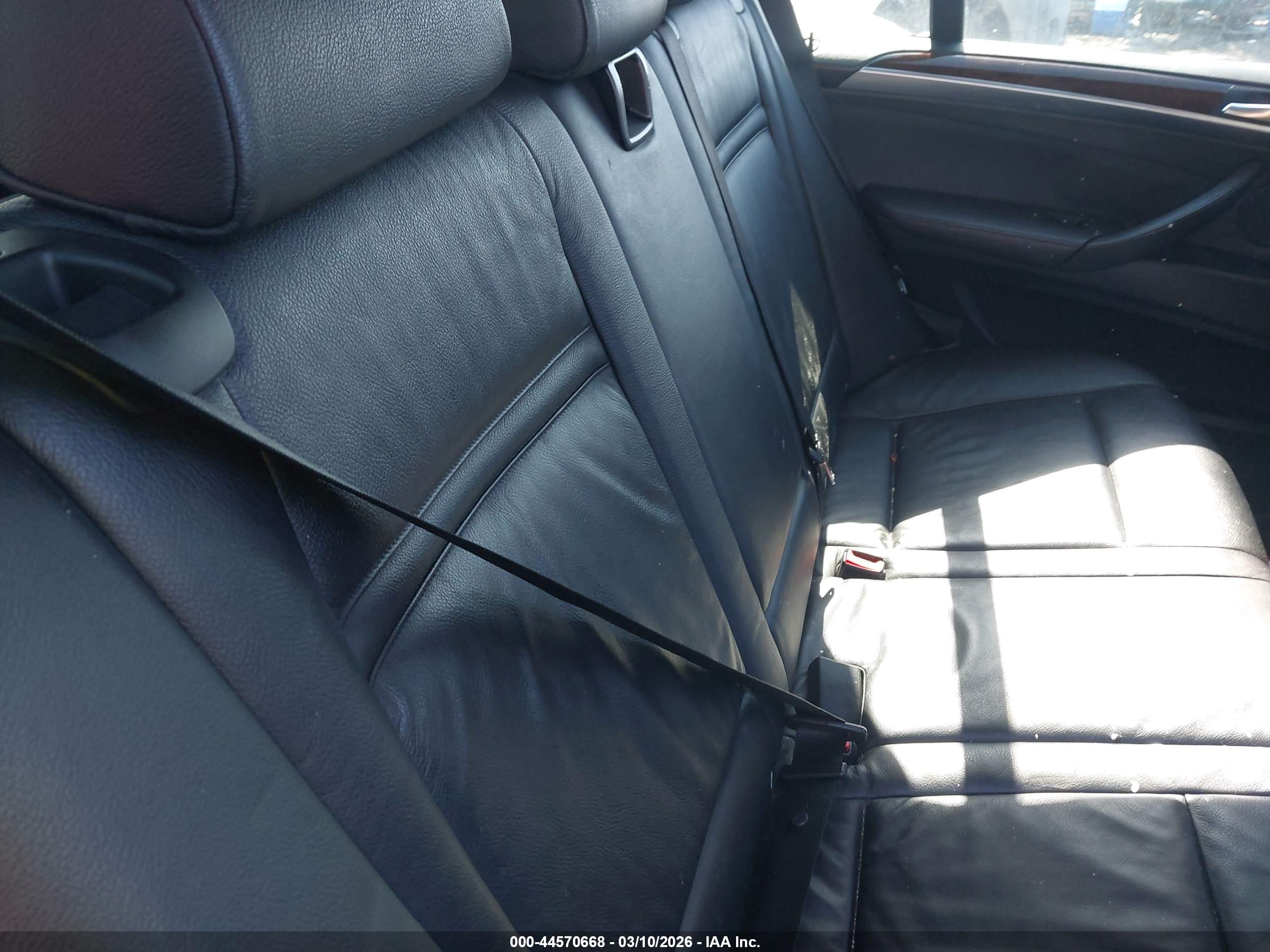 BMW X5 image 8