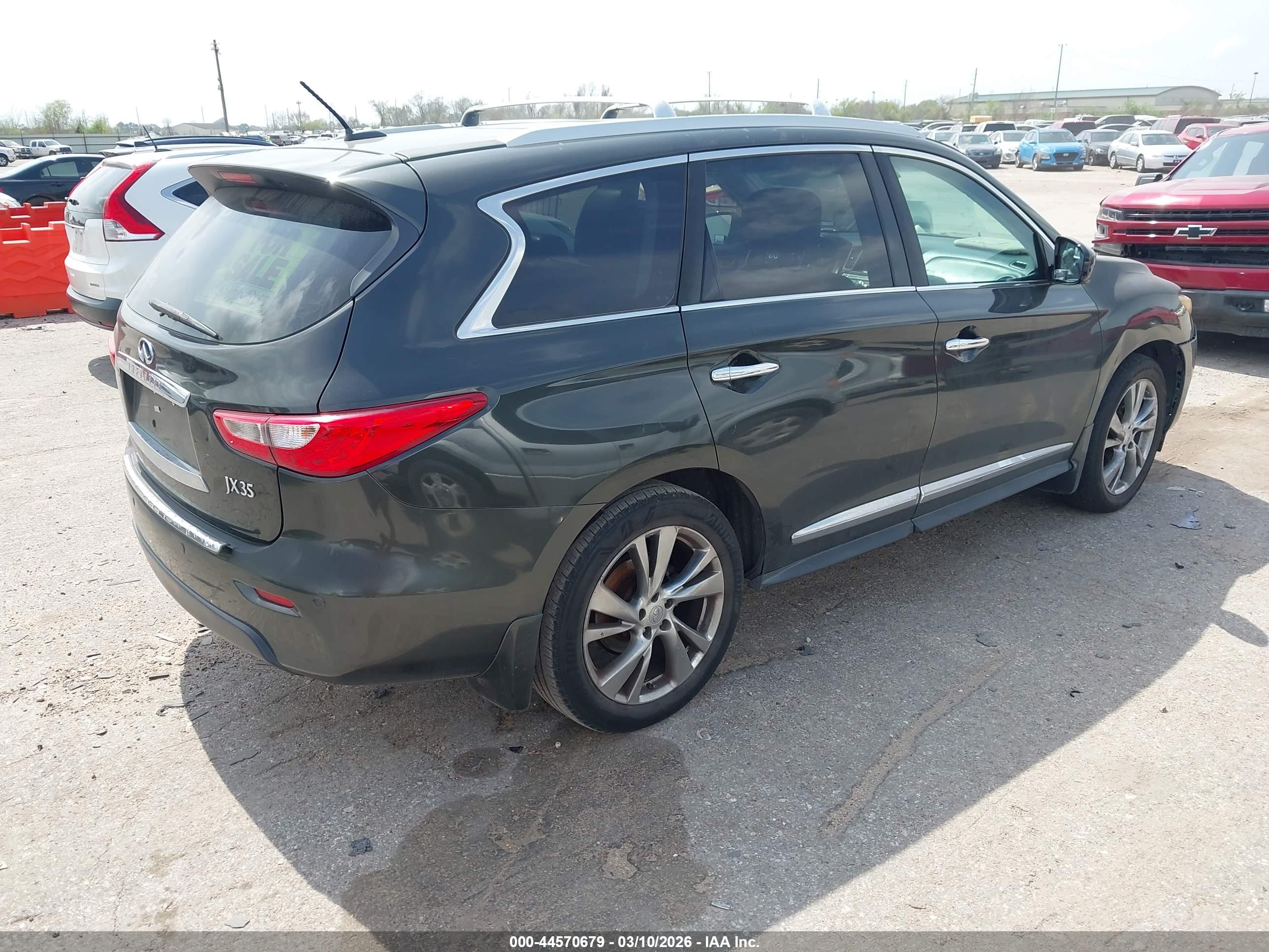 INFINITI JX35 image 4