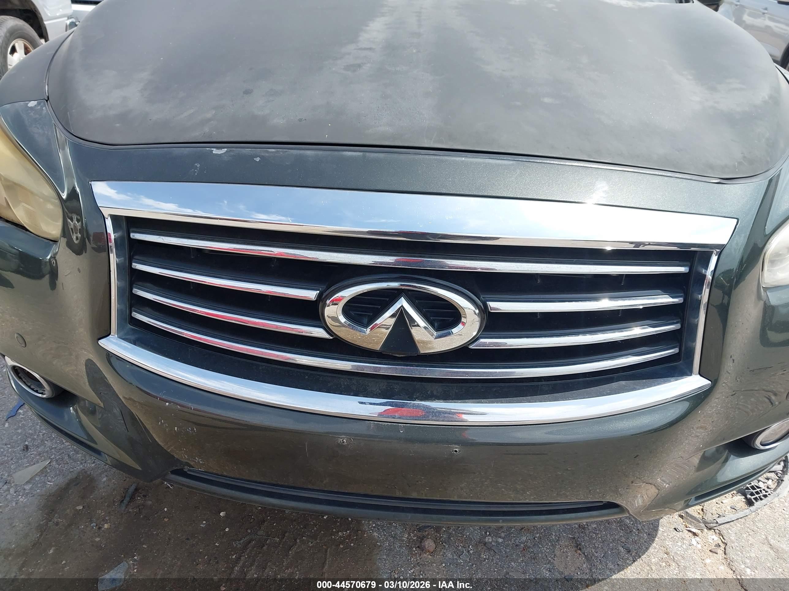 INFINITI JX35 image 6