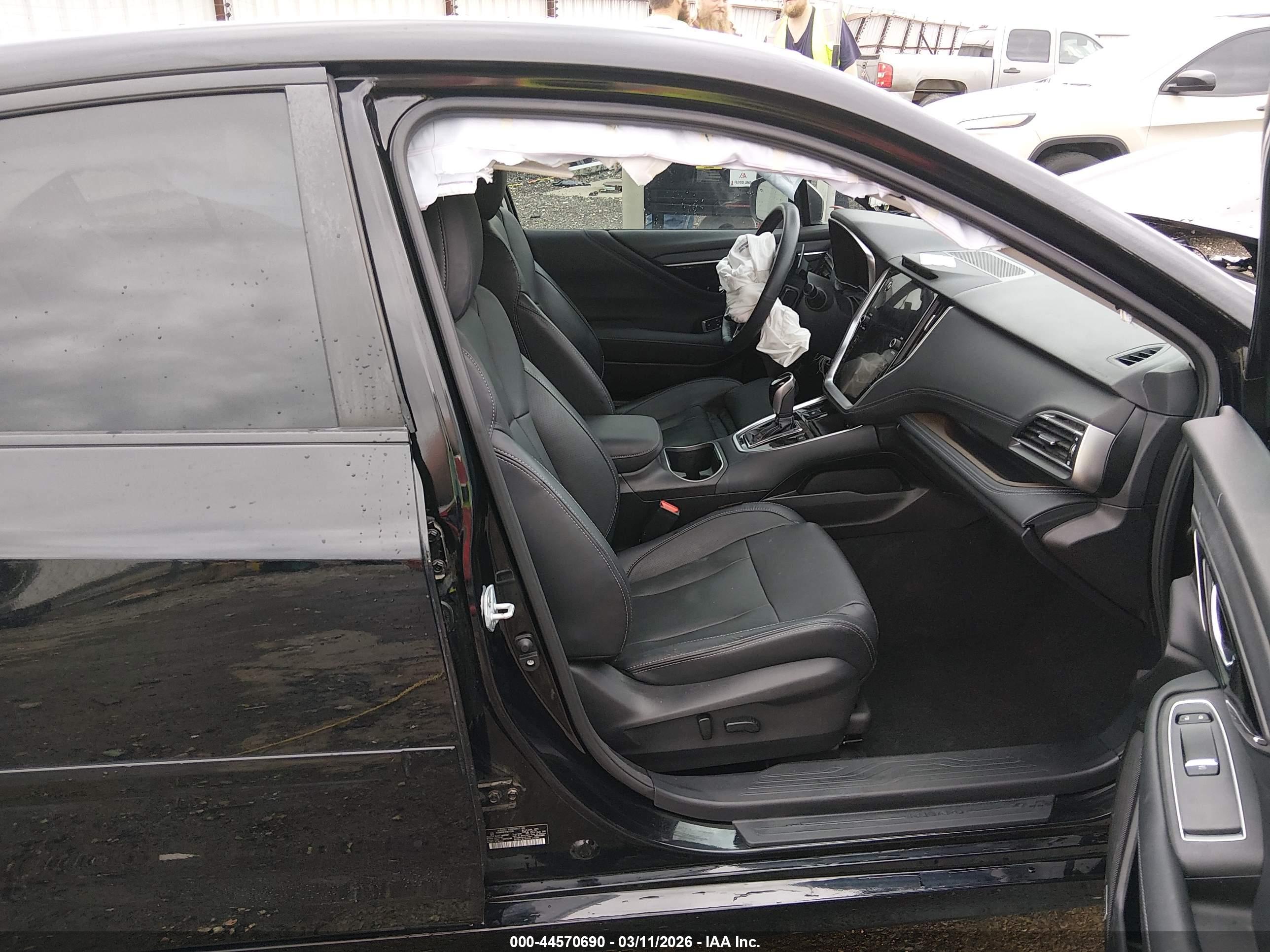 SUBARU LEGACY image 5