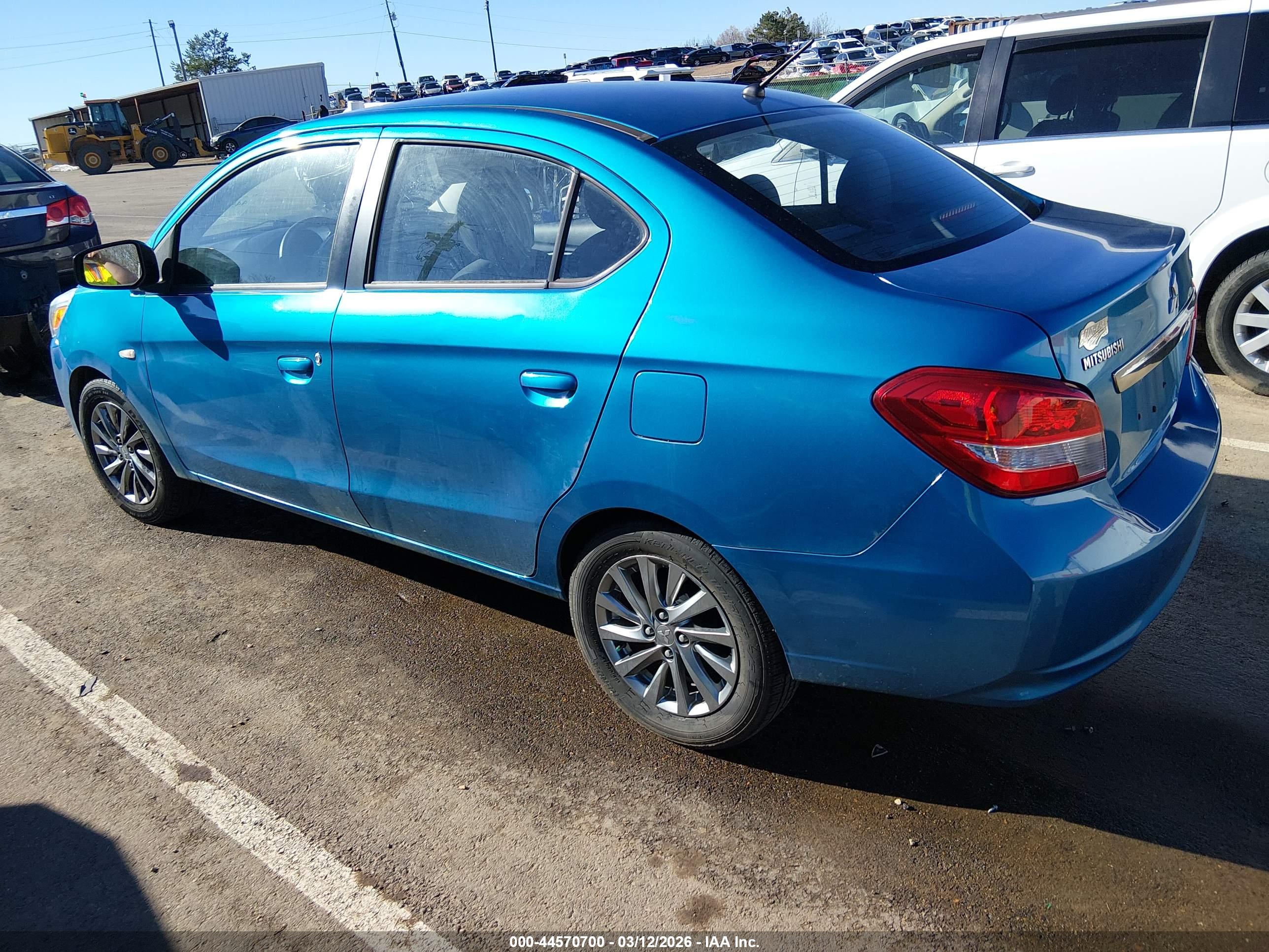 MITSUBISHI MIRAGE image 3