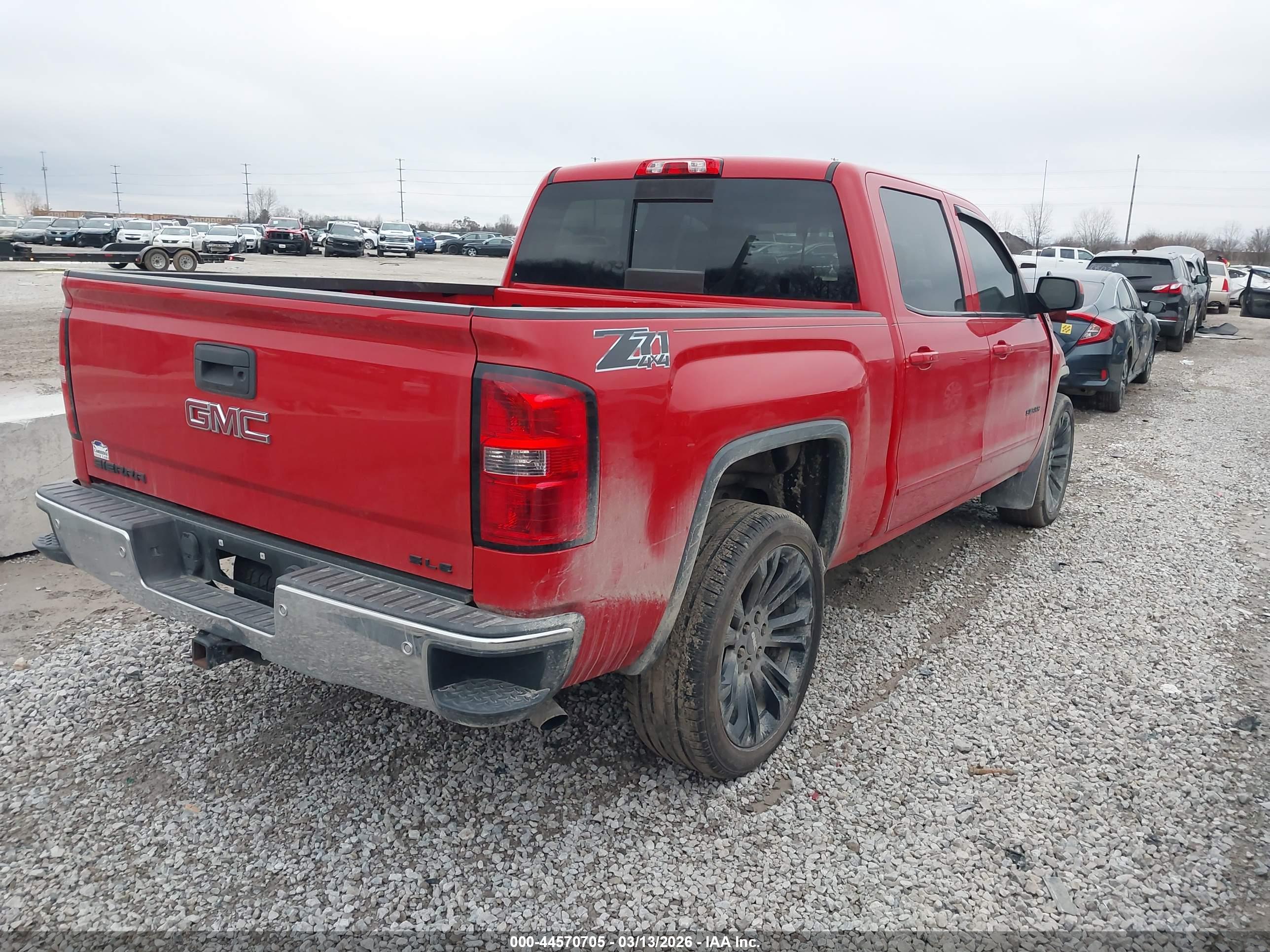 GMC SIERRA image 4