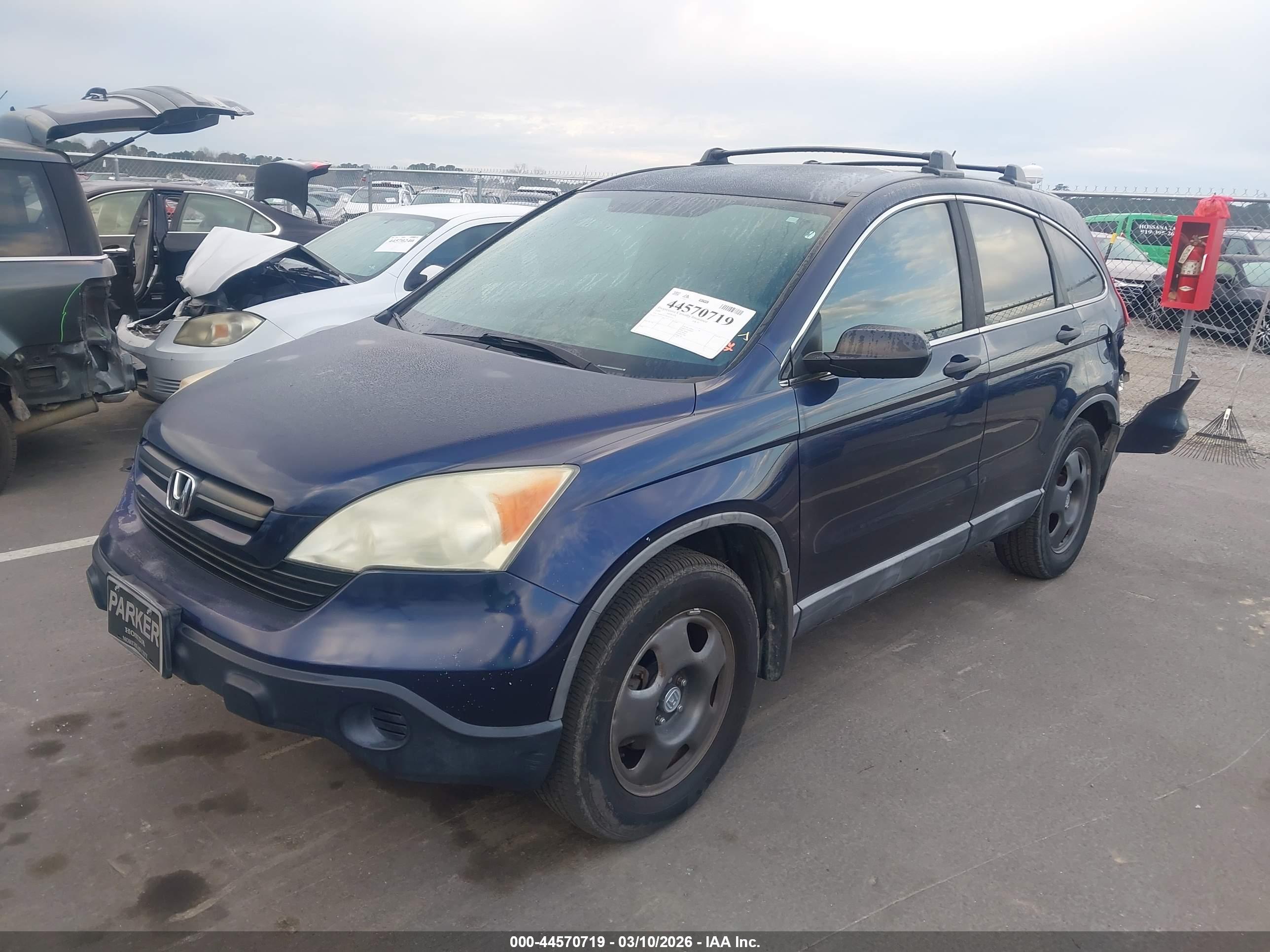 HONDA CR-V image 2