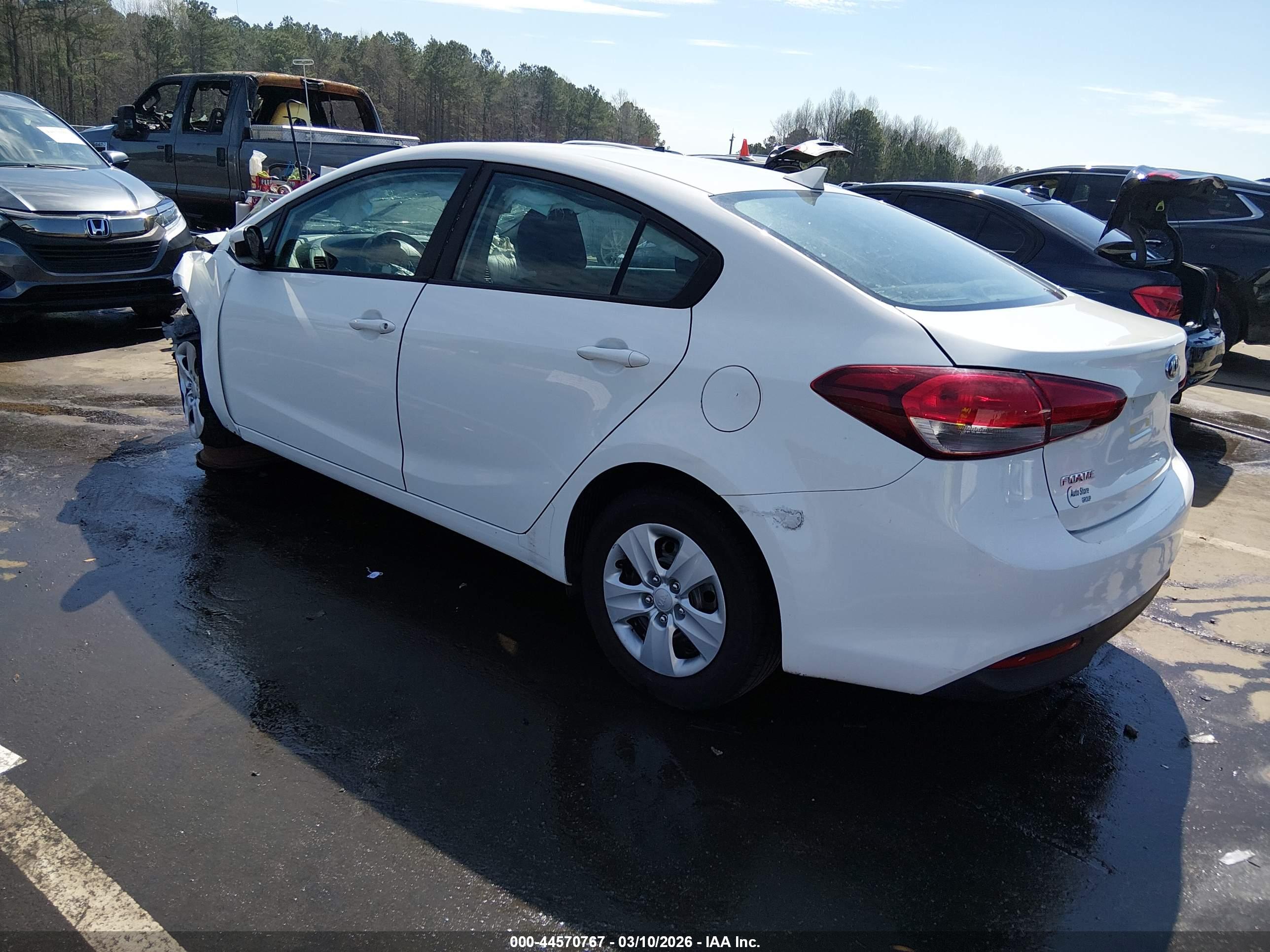 KIA FORTE image 3
