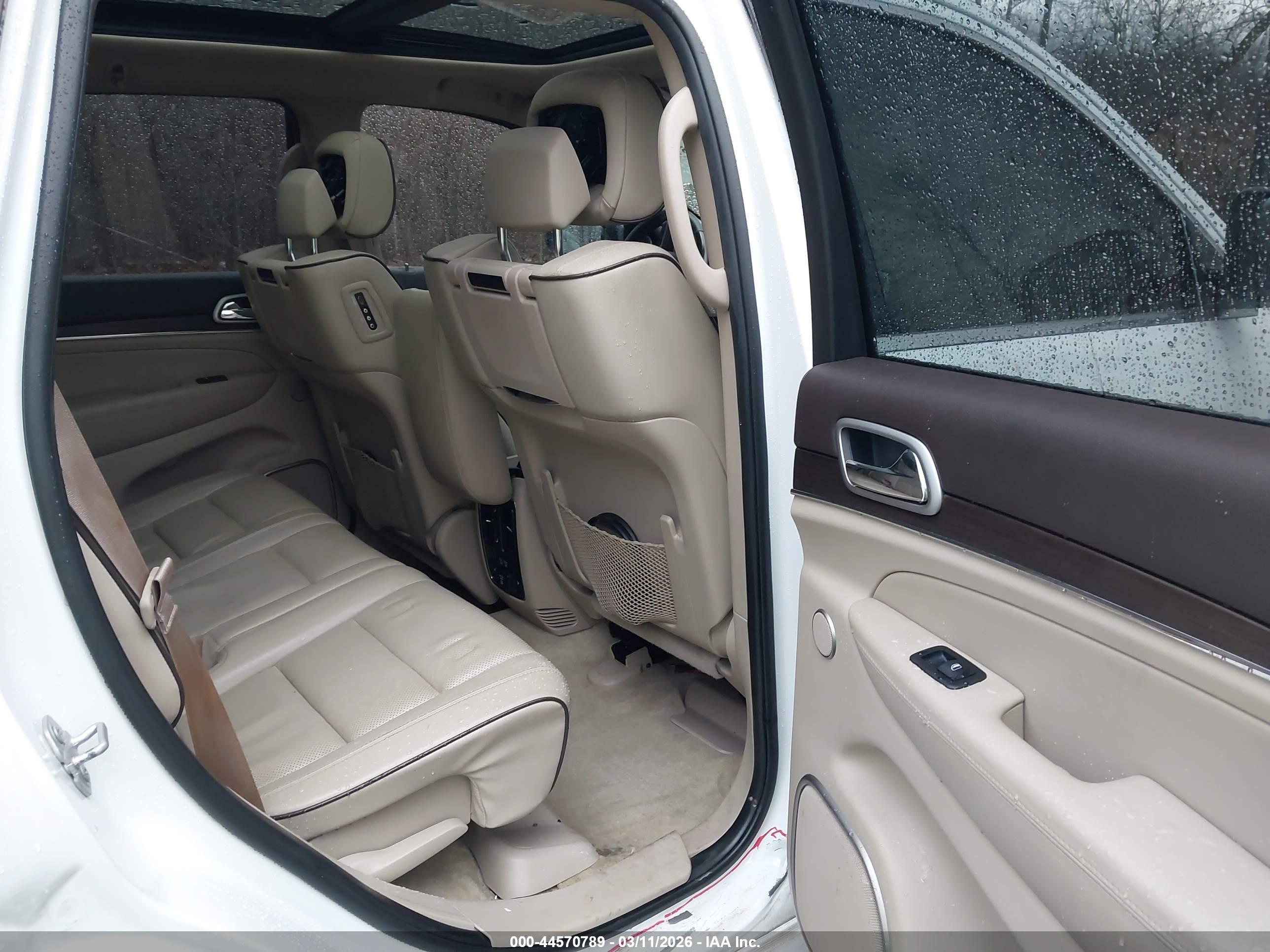 JEEP GRAND image 8