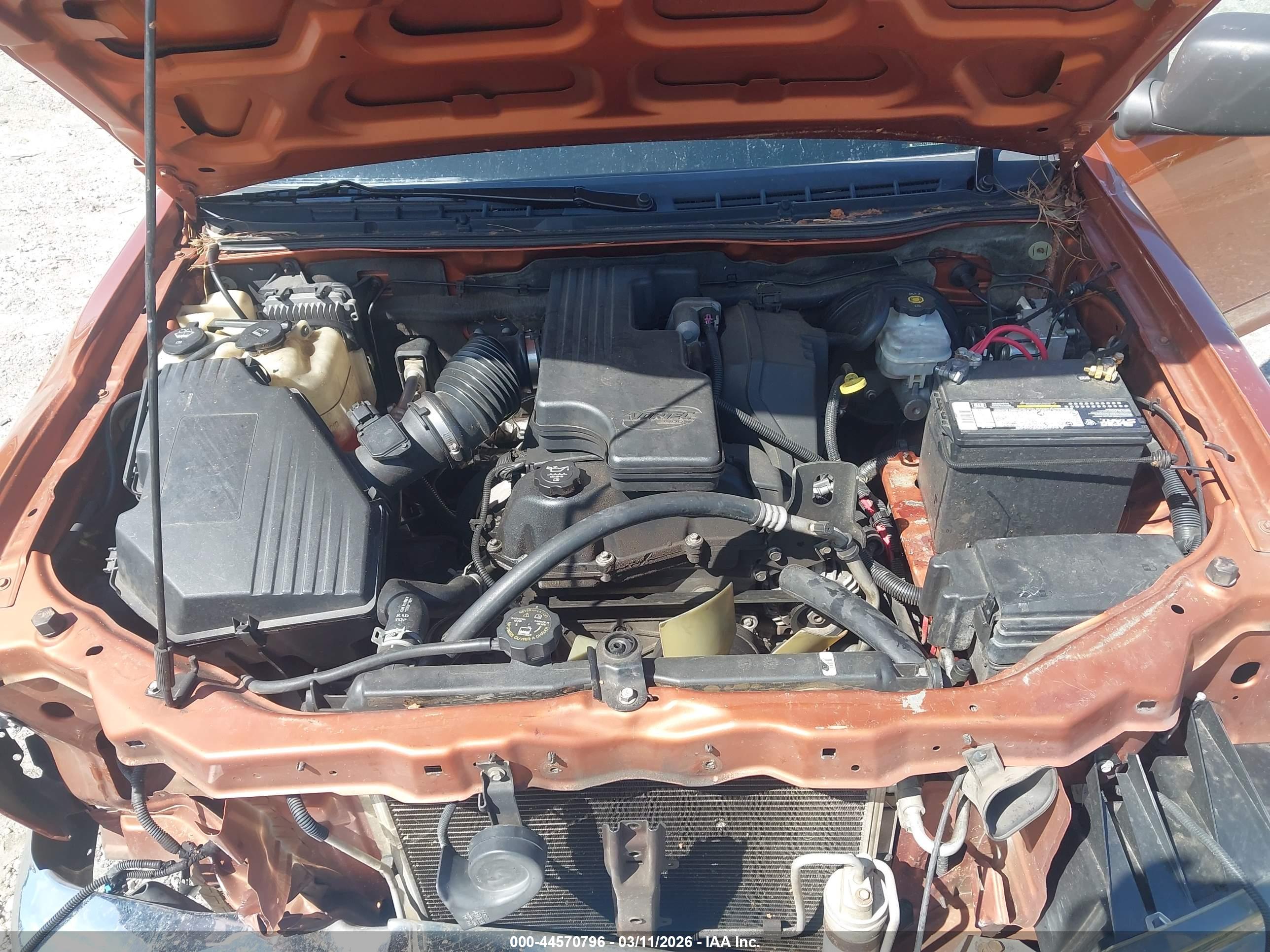 CHEVROLET COLORADO image 10