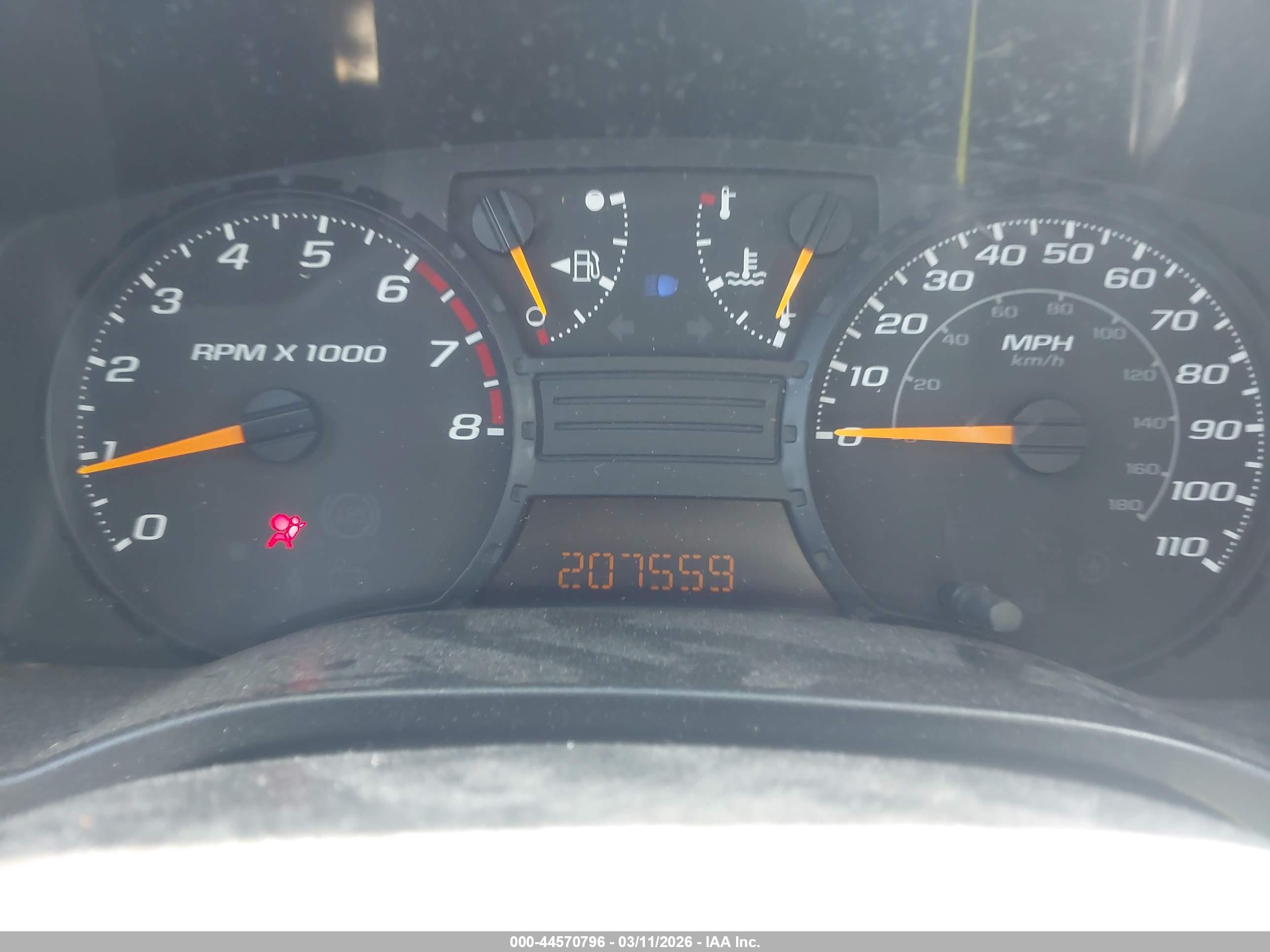CHEVROLET COLORADO image 7
