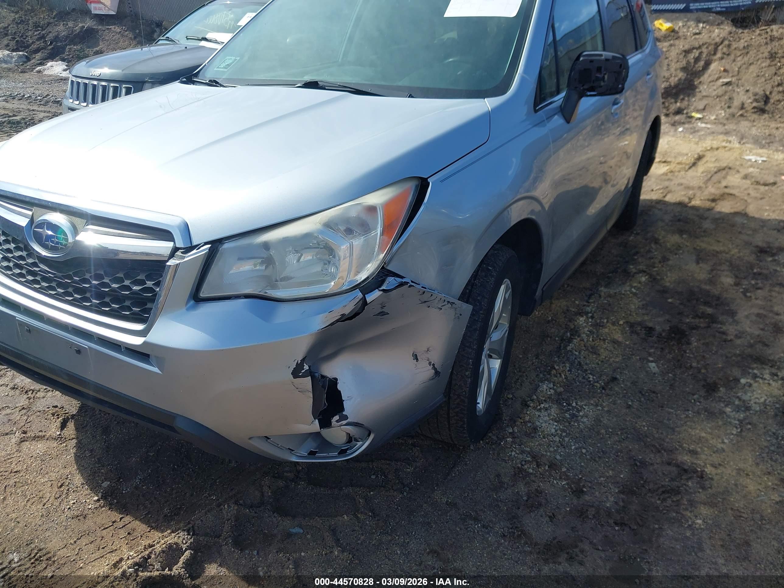 SUBARU FORESTER image 6