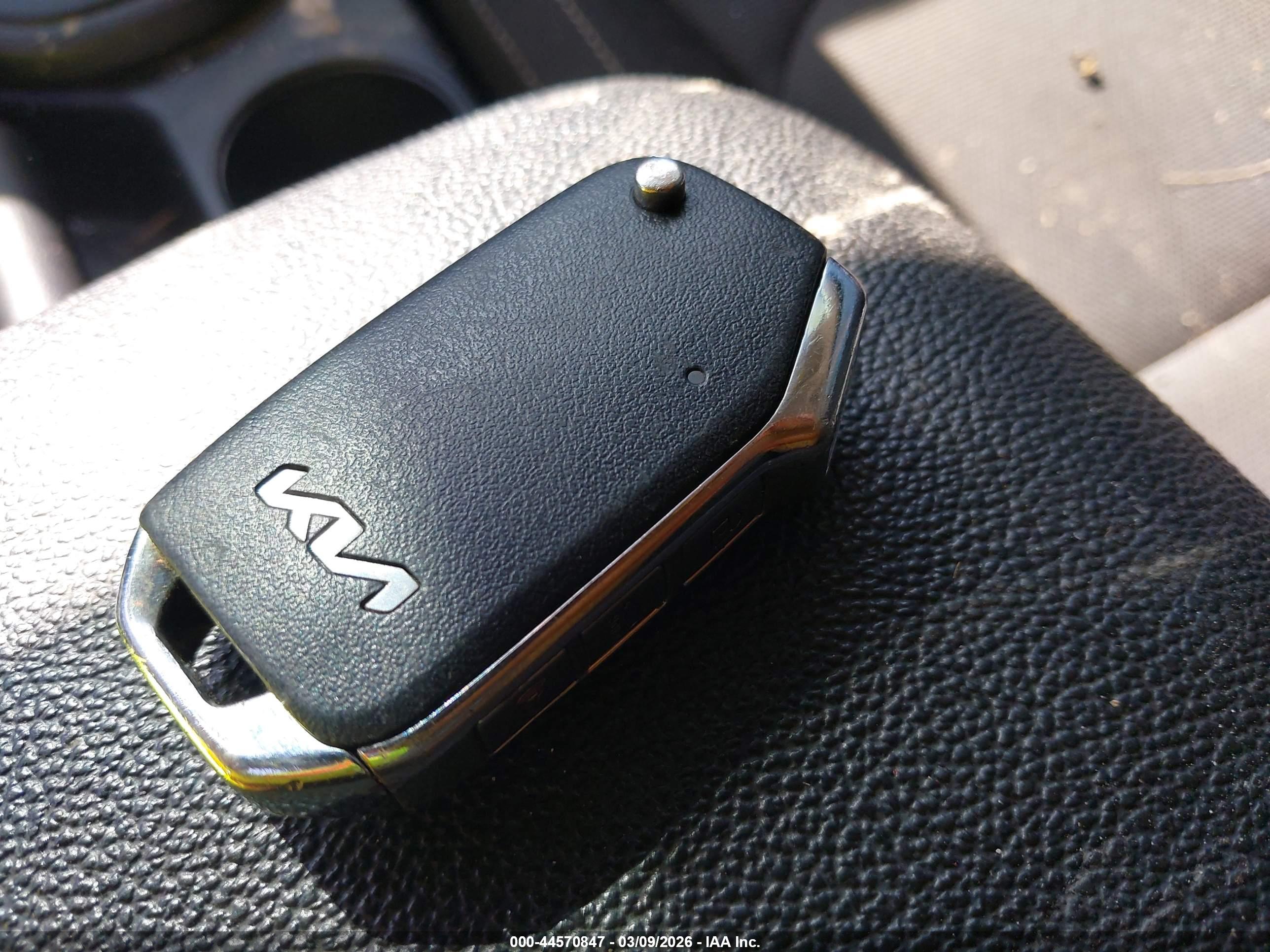 KIA FORTE image 11