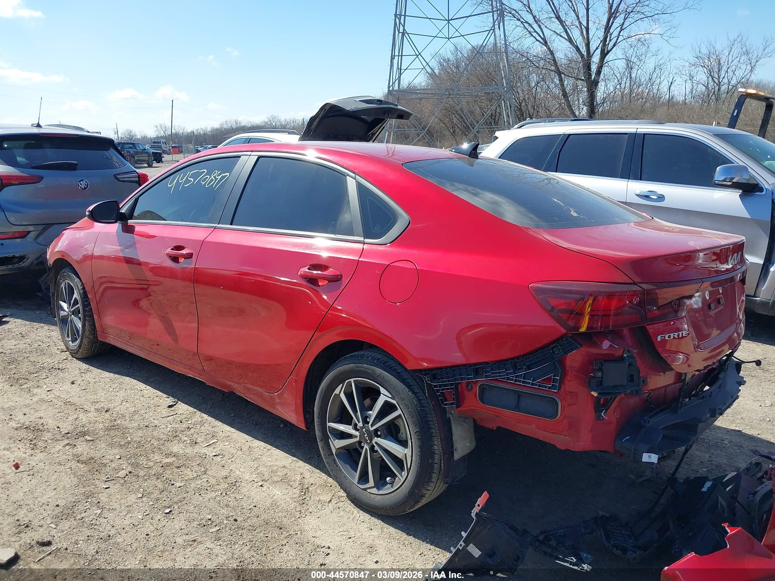 KIA FORTE image 3