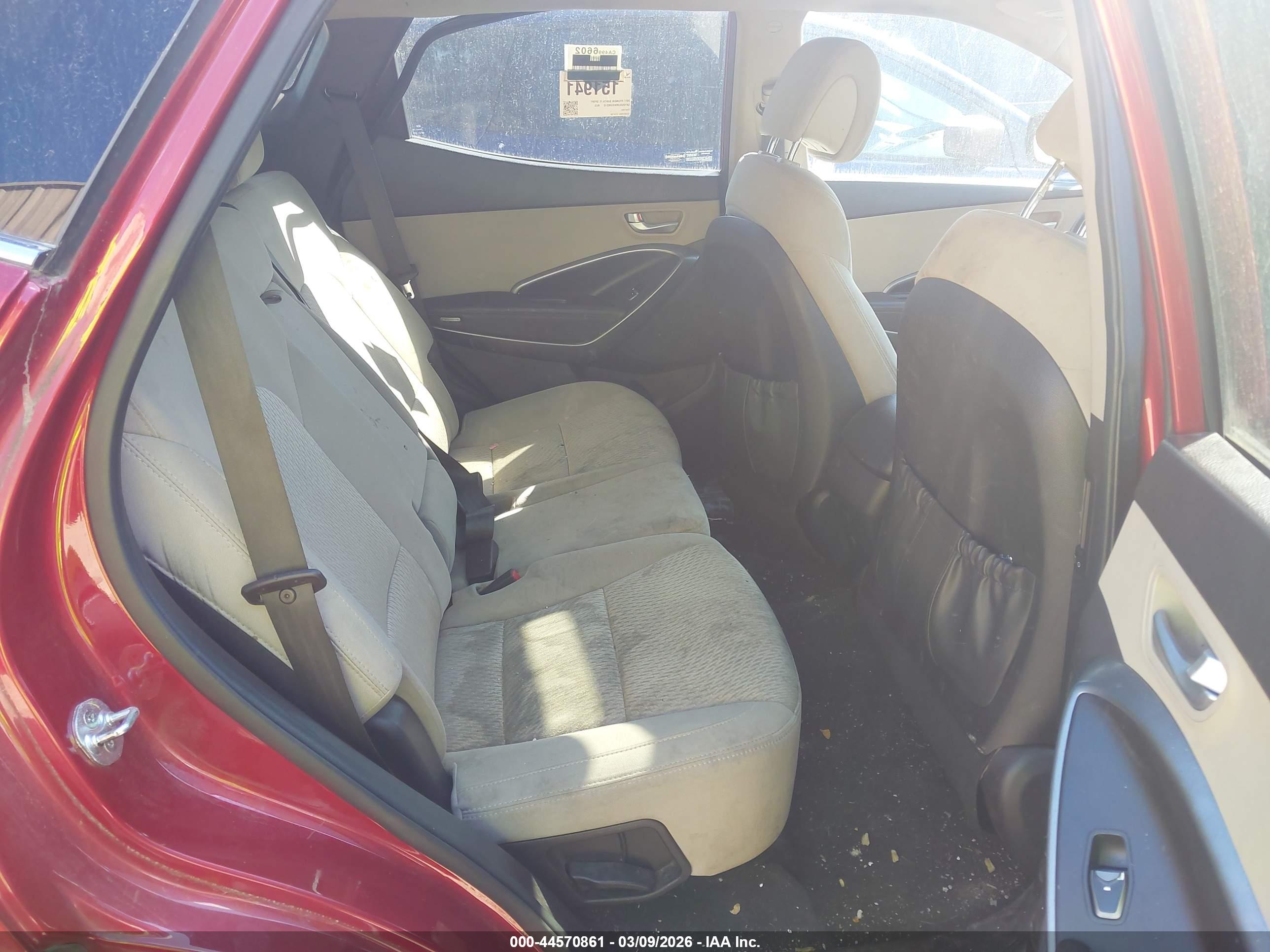 HYUNDAI SANTA image 8