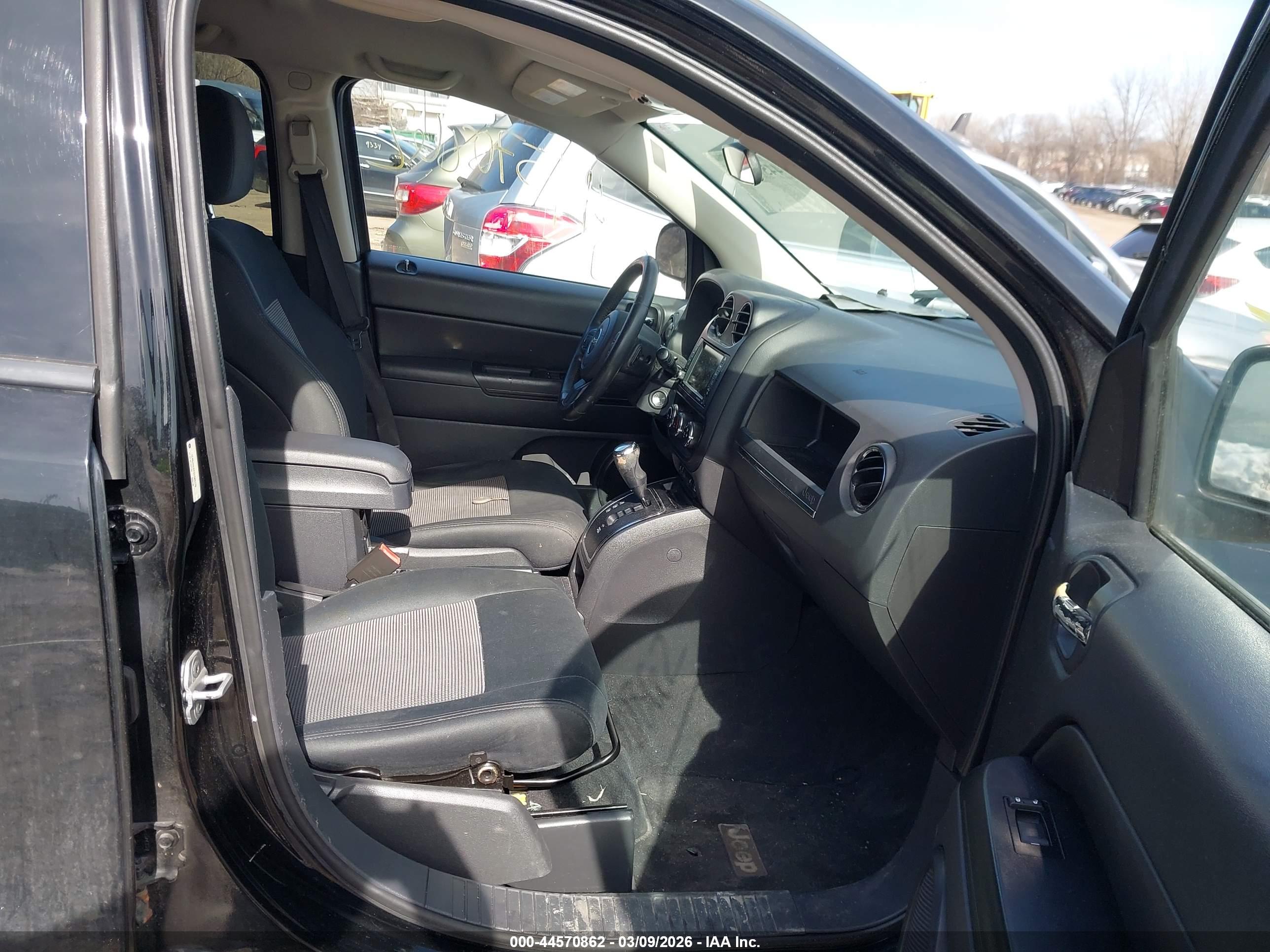 JEEP COMPASS image 5