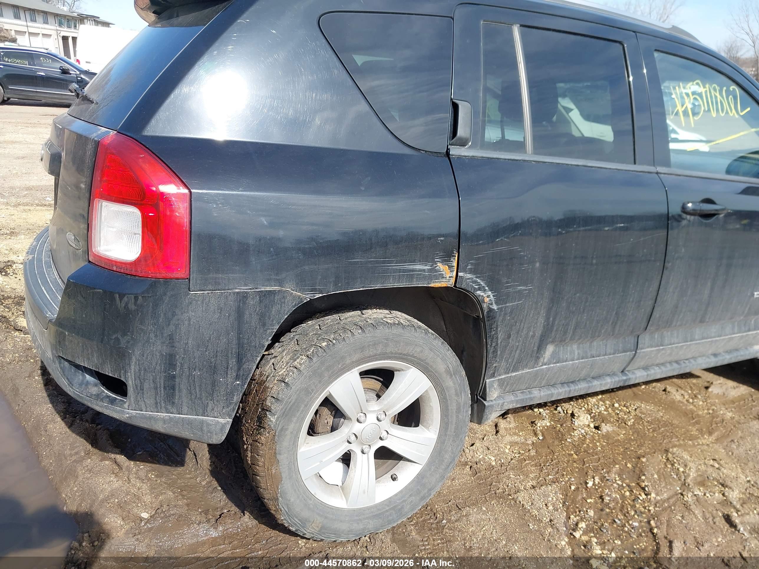 JEEP COMPASS image 6