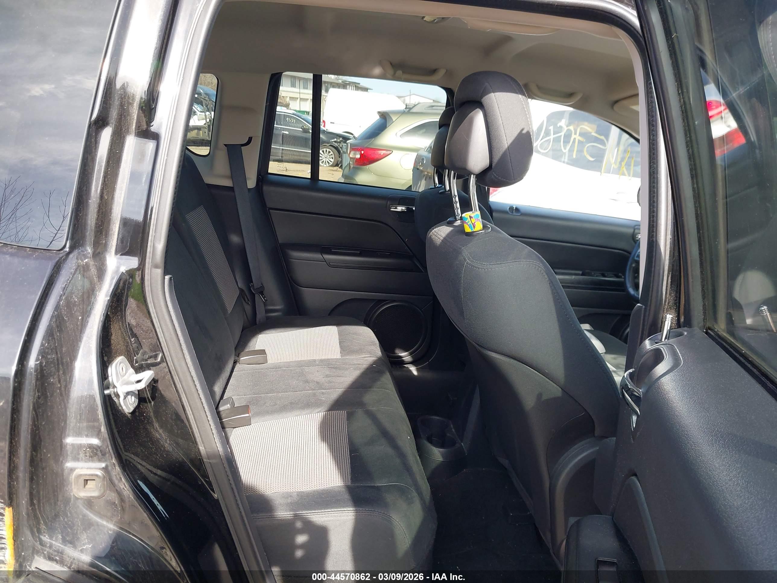 JEEP COMPASS image 8