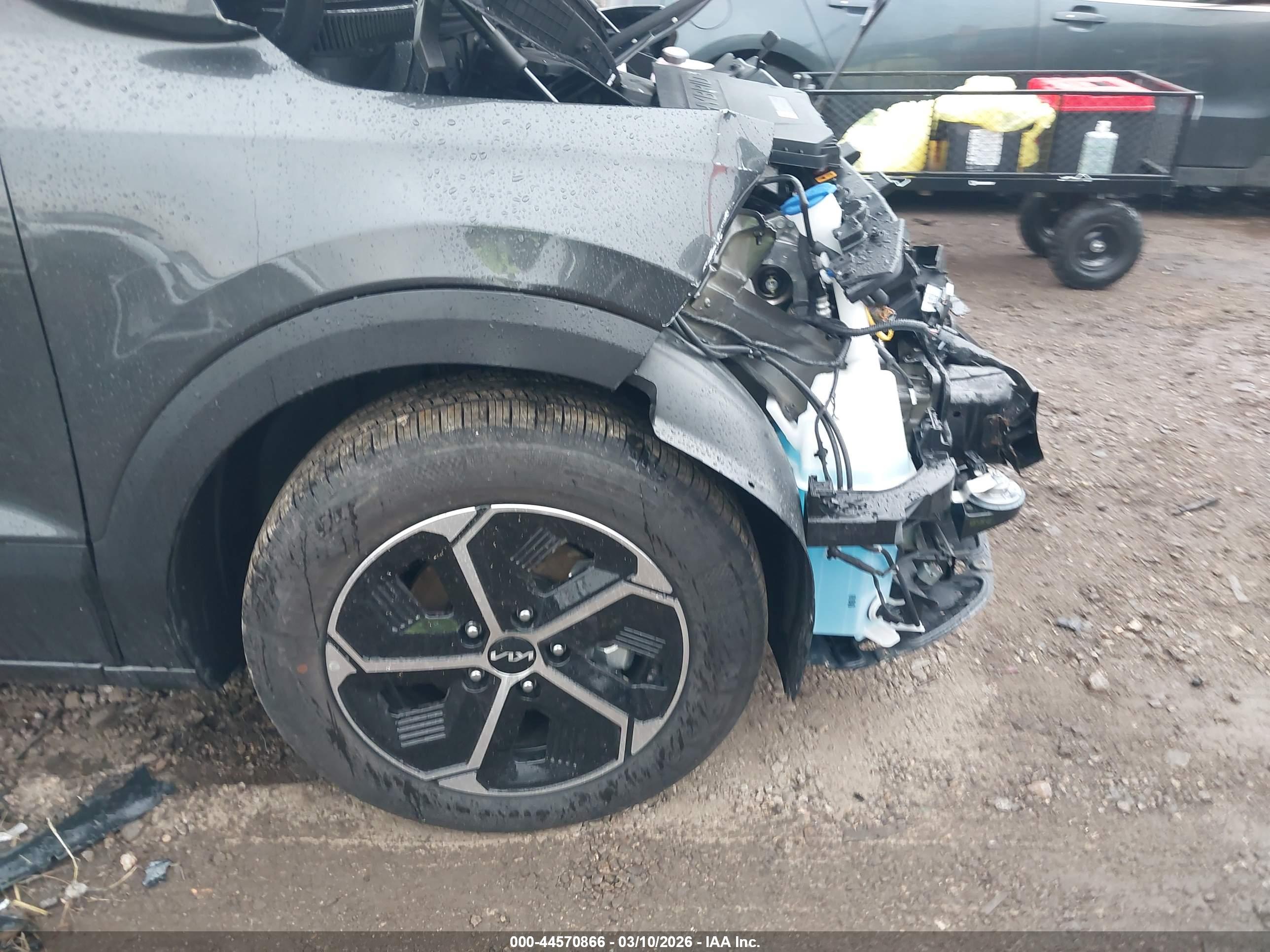KIA NIRO image 6