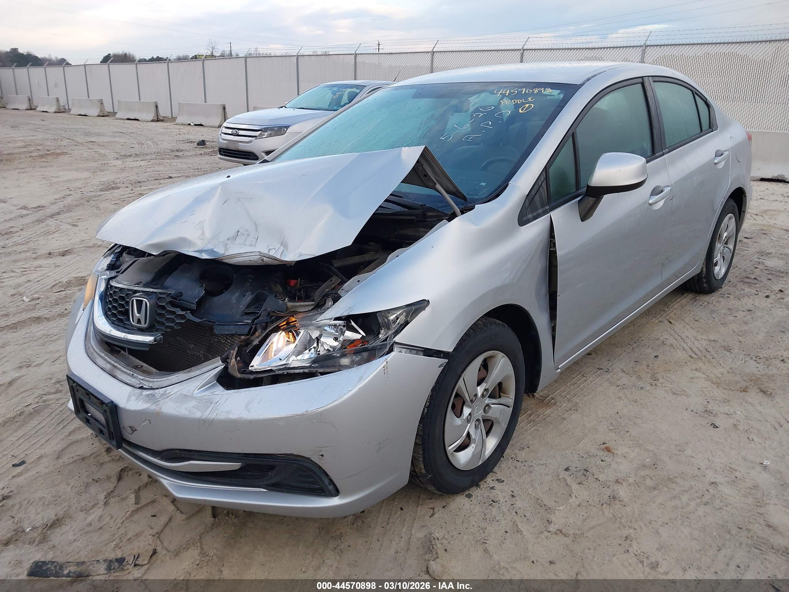 HONDA CIVIC image 2
