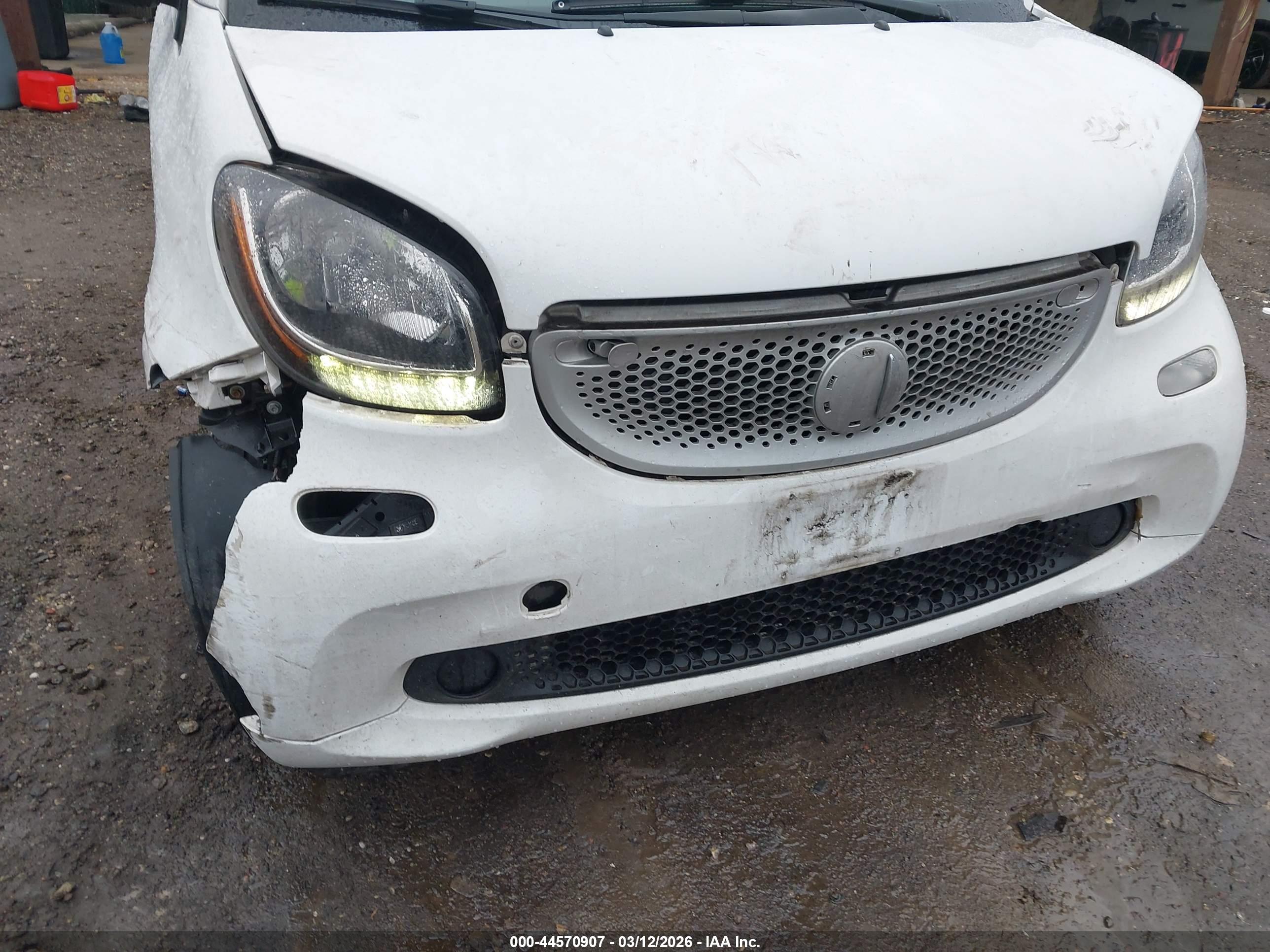 SMART FORTWO image 6