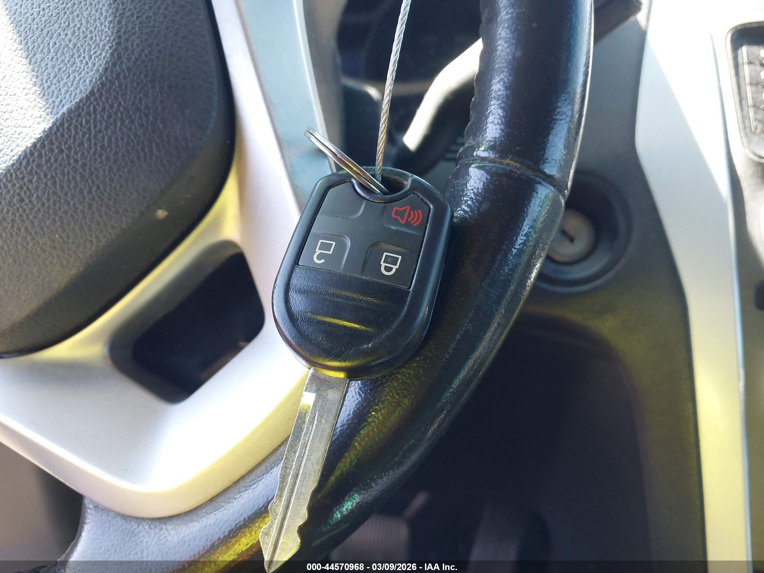 FORD EXPLORER image 11
