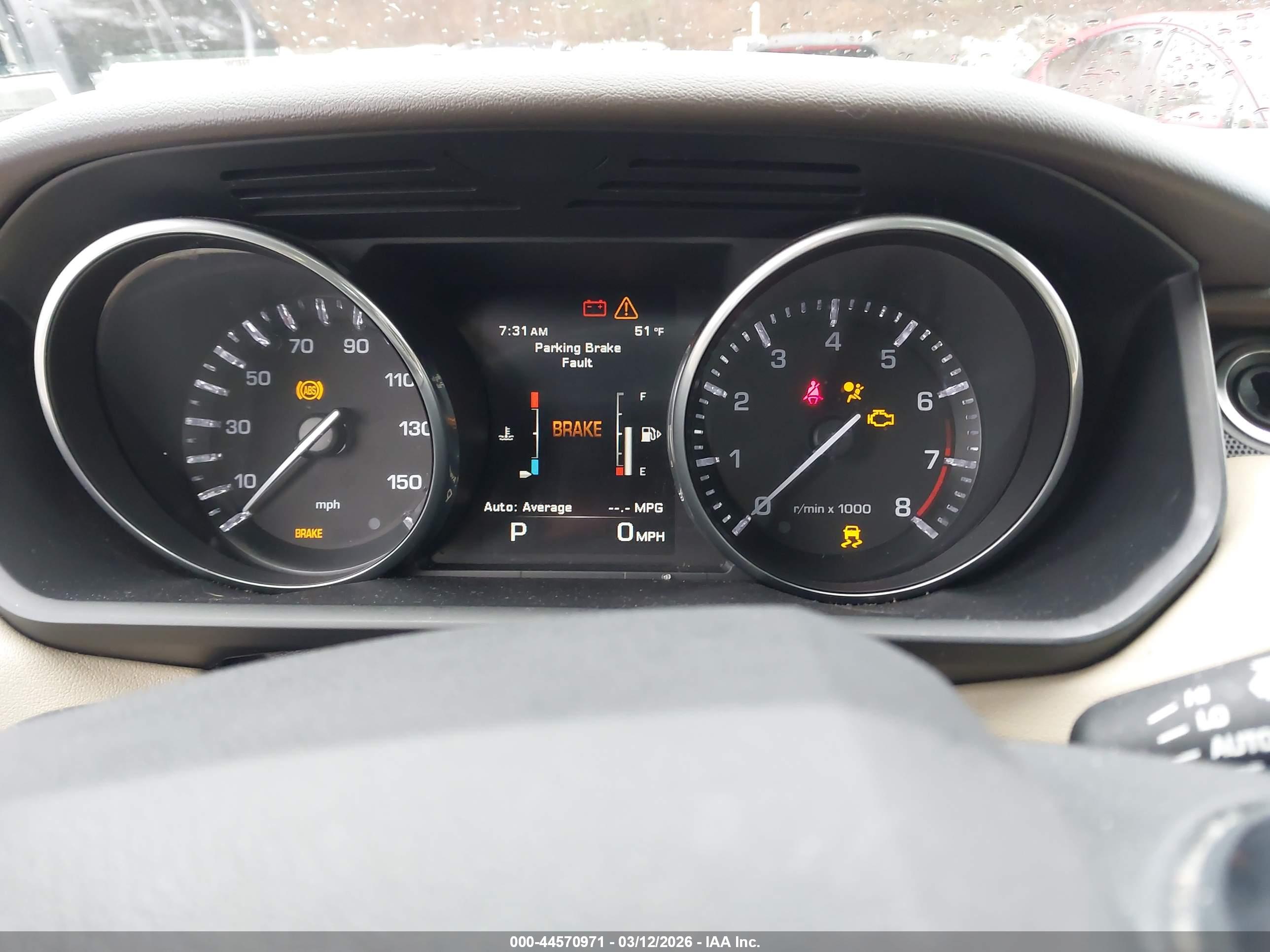 LAND ROVER image 7