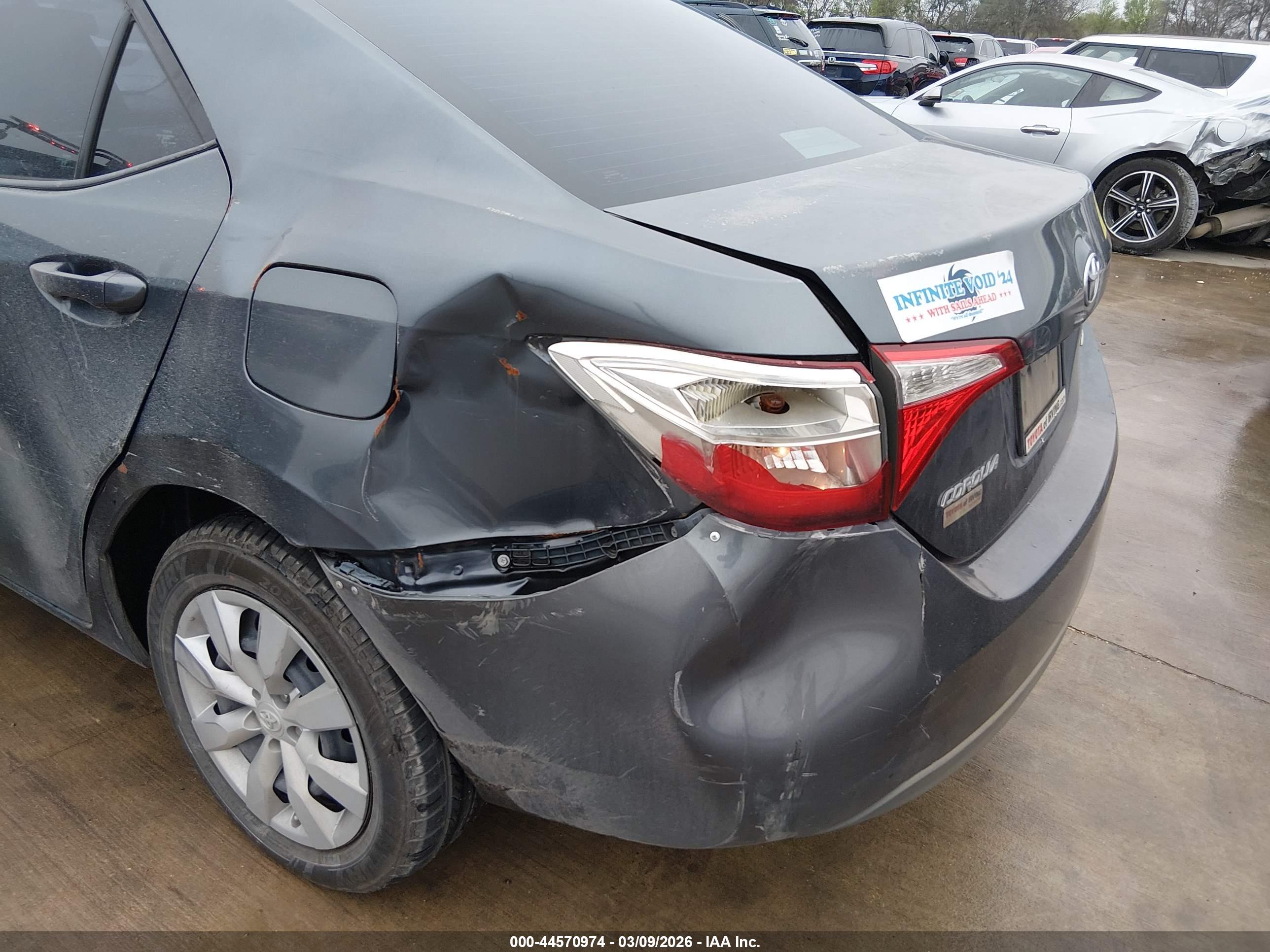 TOYOTA COROLLA image 6