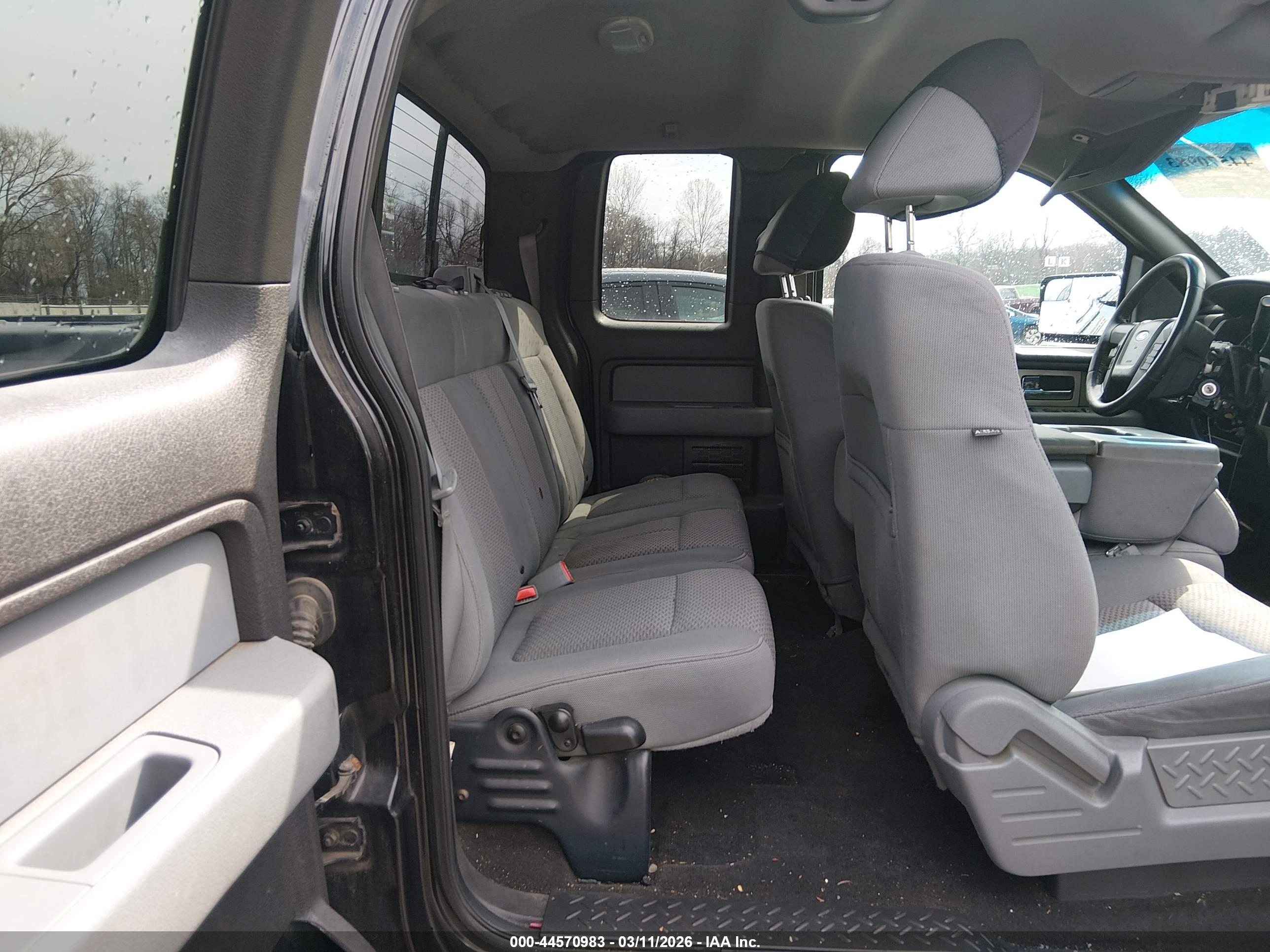 FORD F-150 image 8