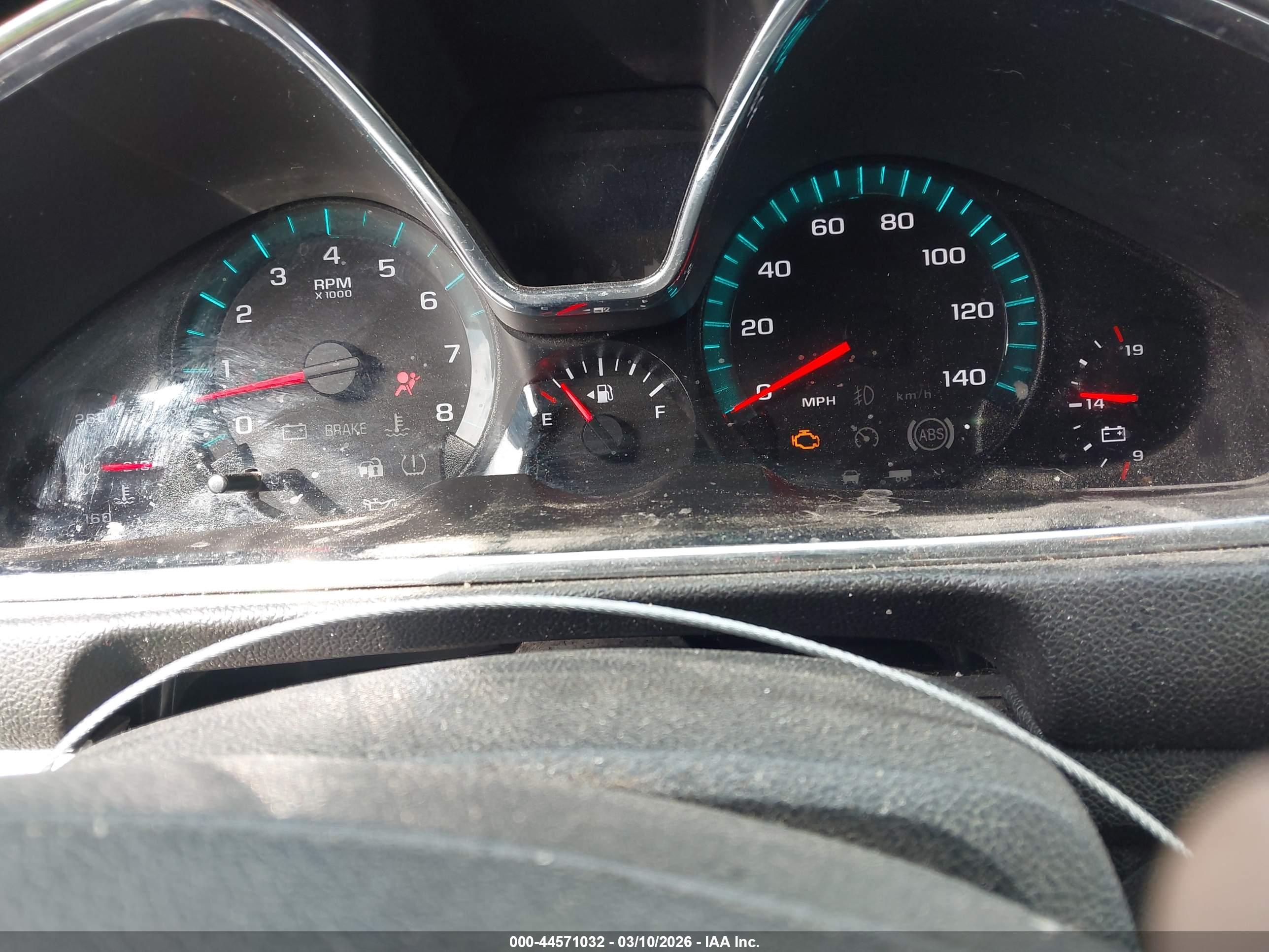 CHEVROLET TRAVERSE image 7
