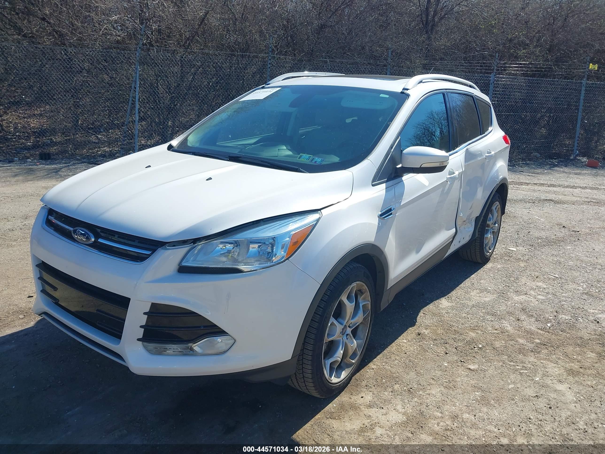 FORD ESCAPE image 2