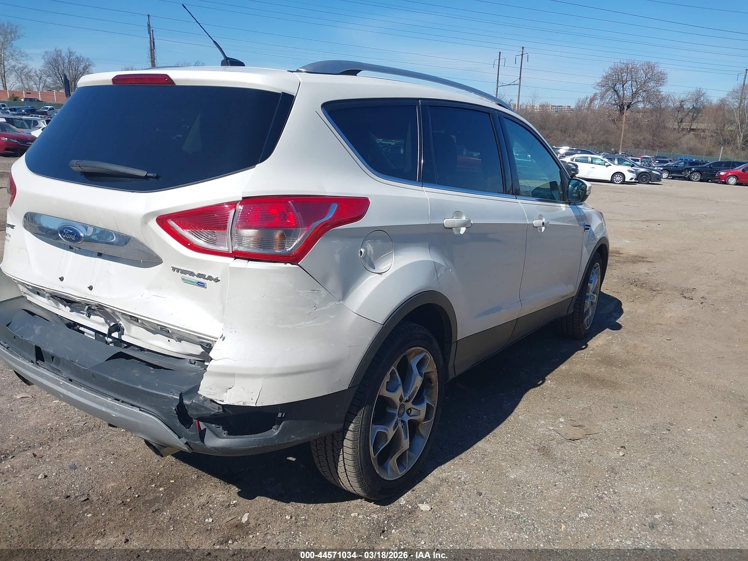 FORD ESCAPE image 4
