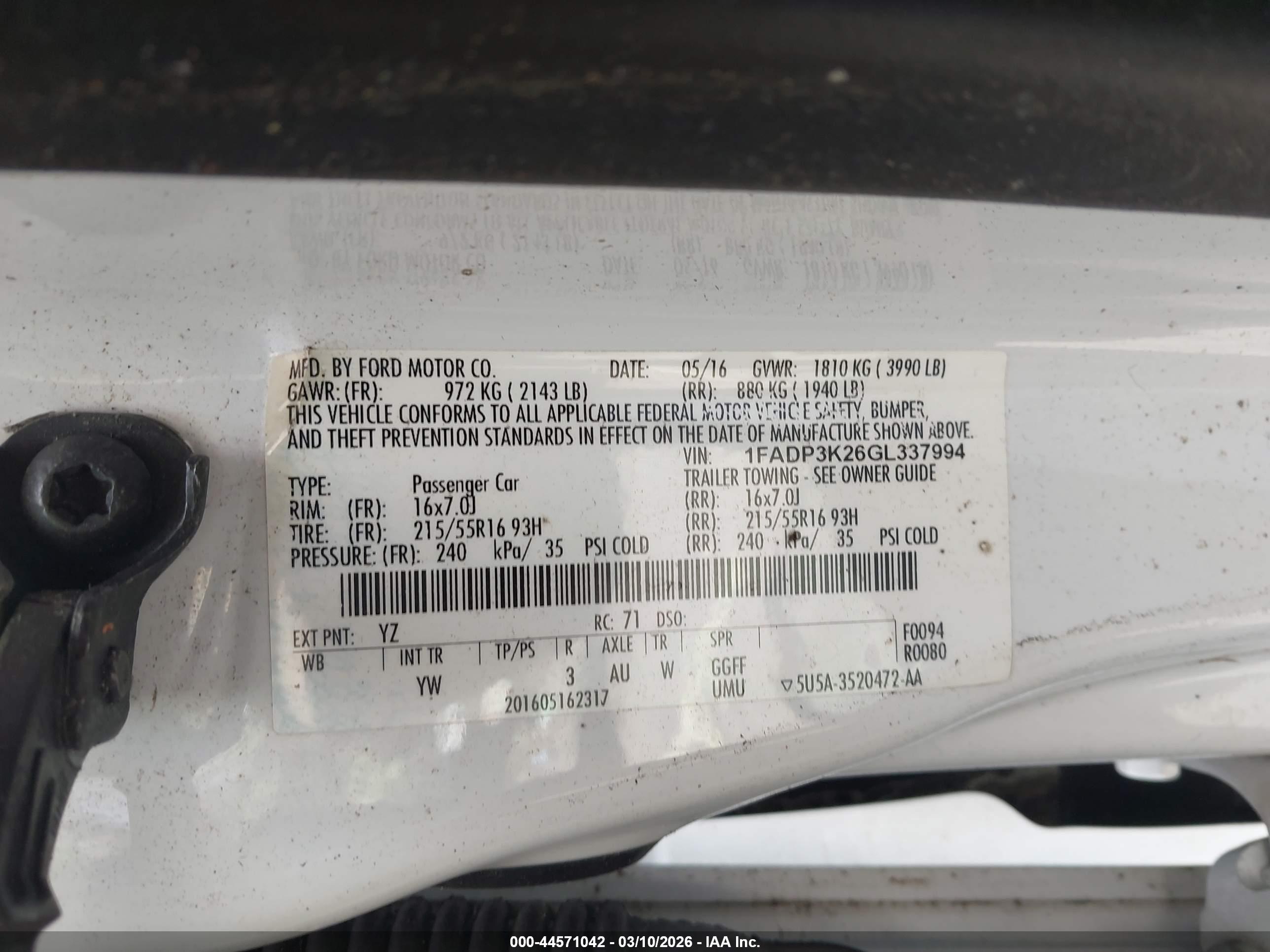 FORD FOCUS image 9