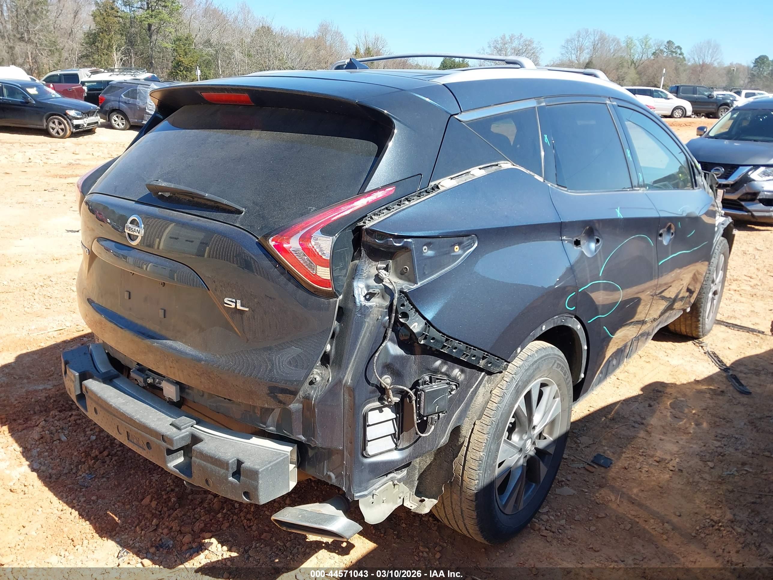 NISSAN MURANO image 4