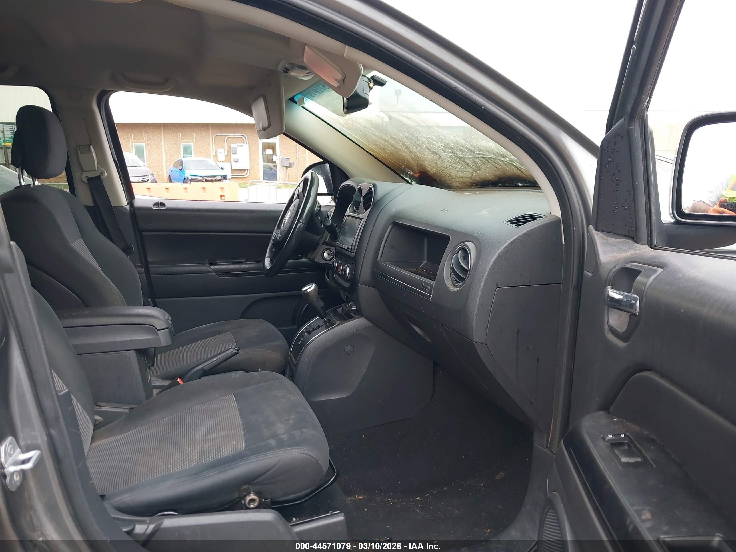 JEEP COMPASS image 5