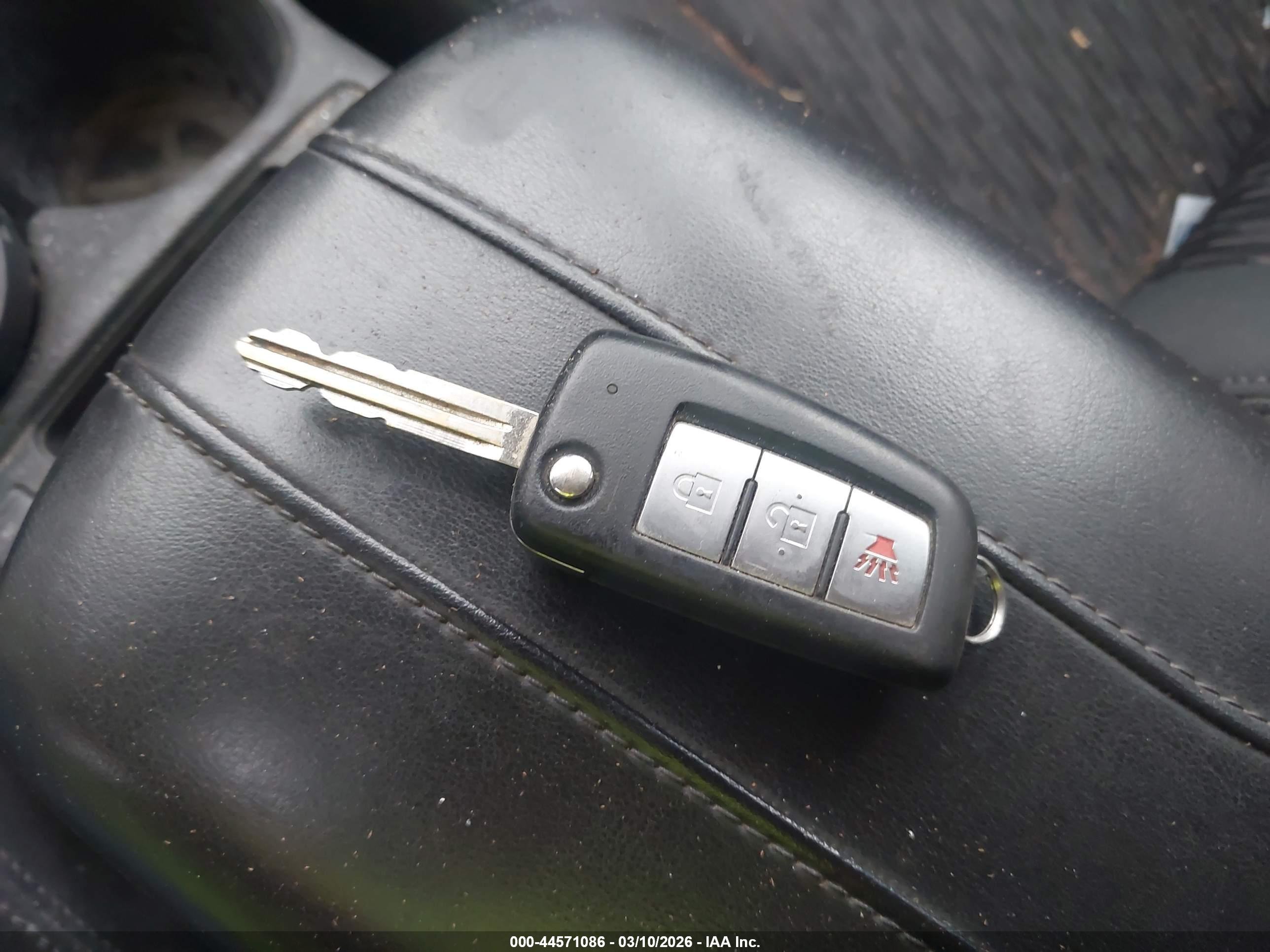 NISSAN ROGUE image 11