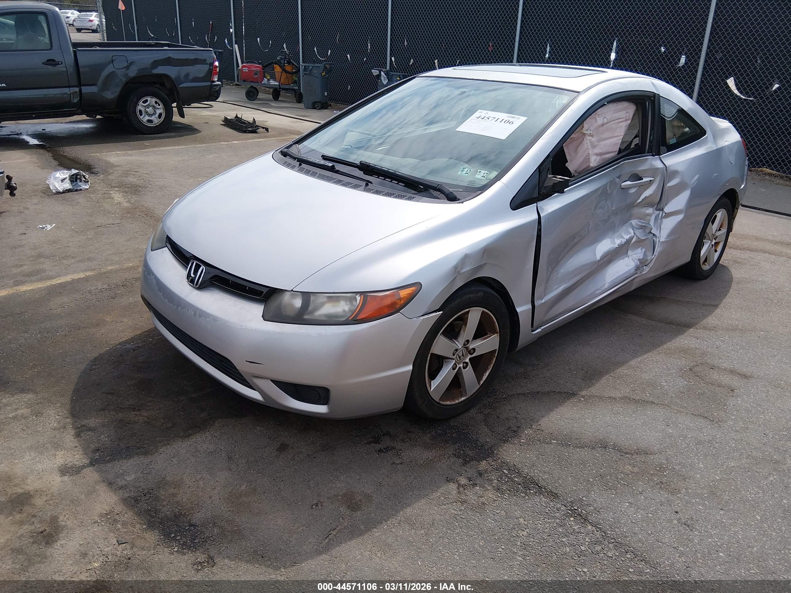 HONDA CIVIC image 2