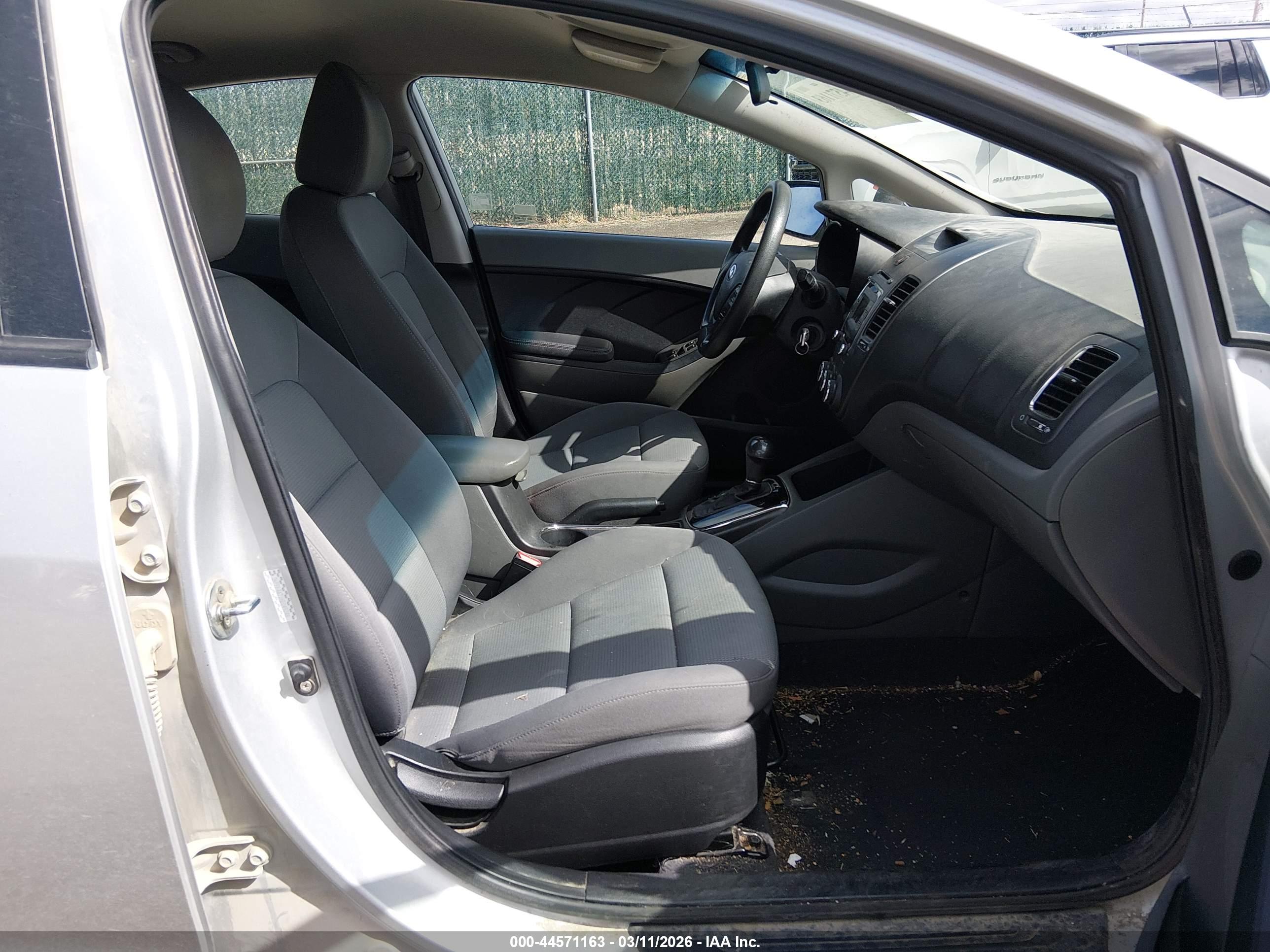 KIA FORTE image 5
