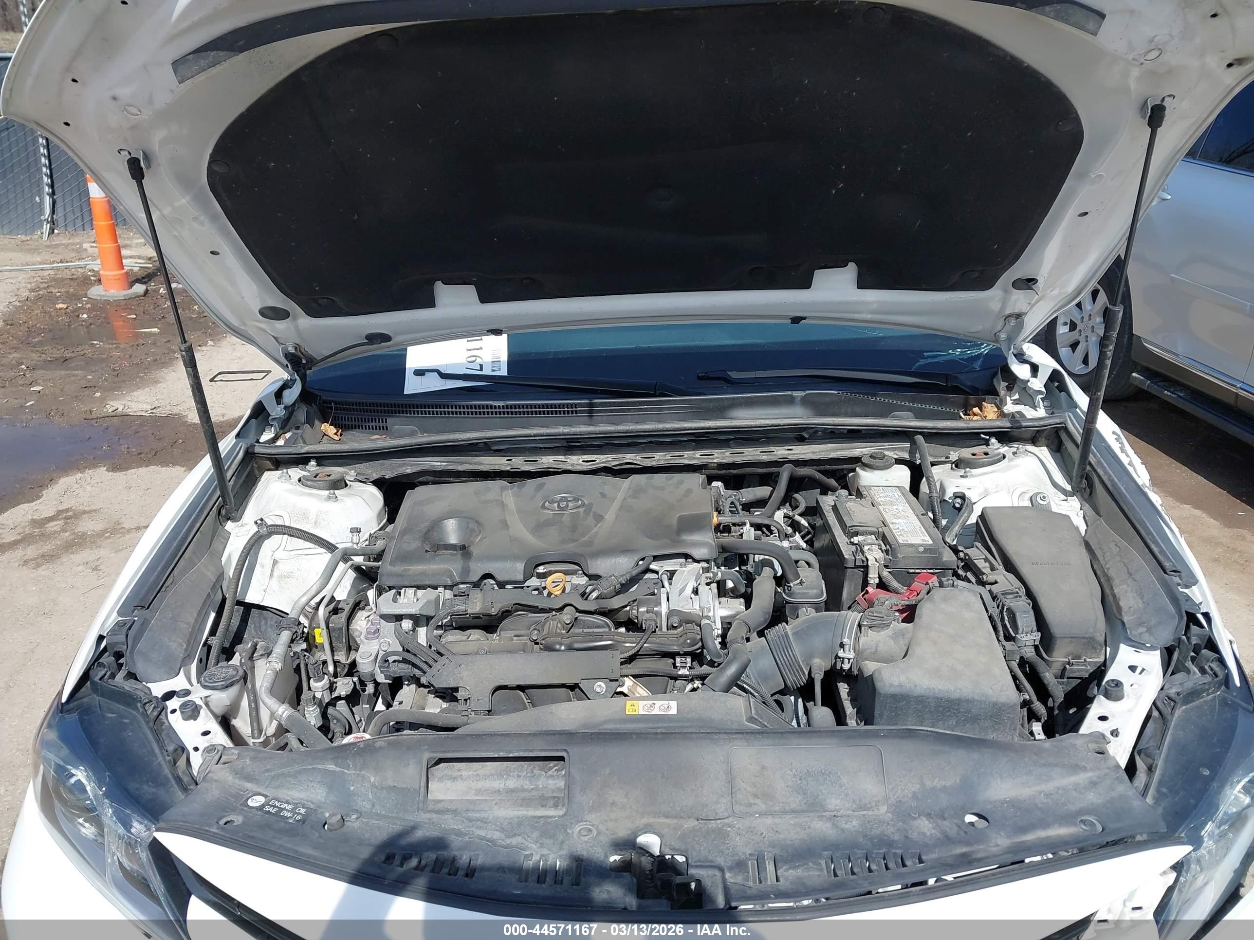 TOYOTA CAMRY image 10