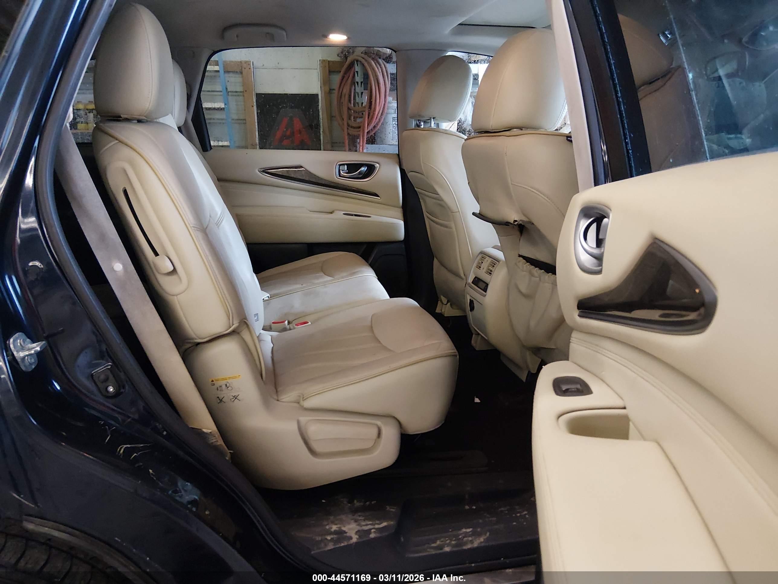 INFINITI QX60 image 8